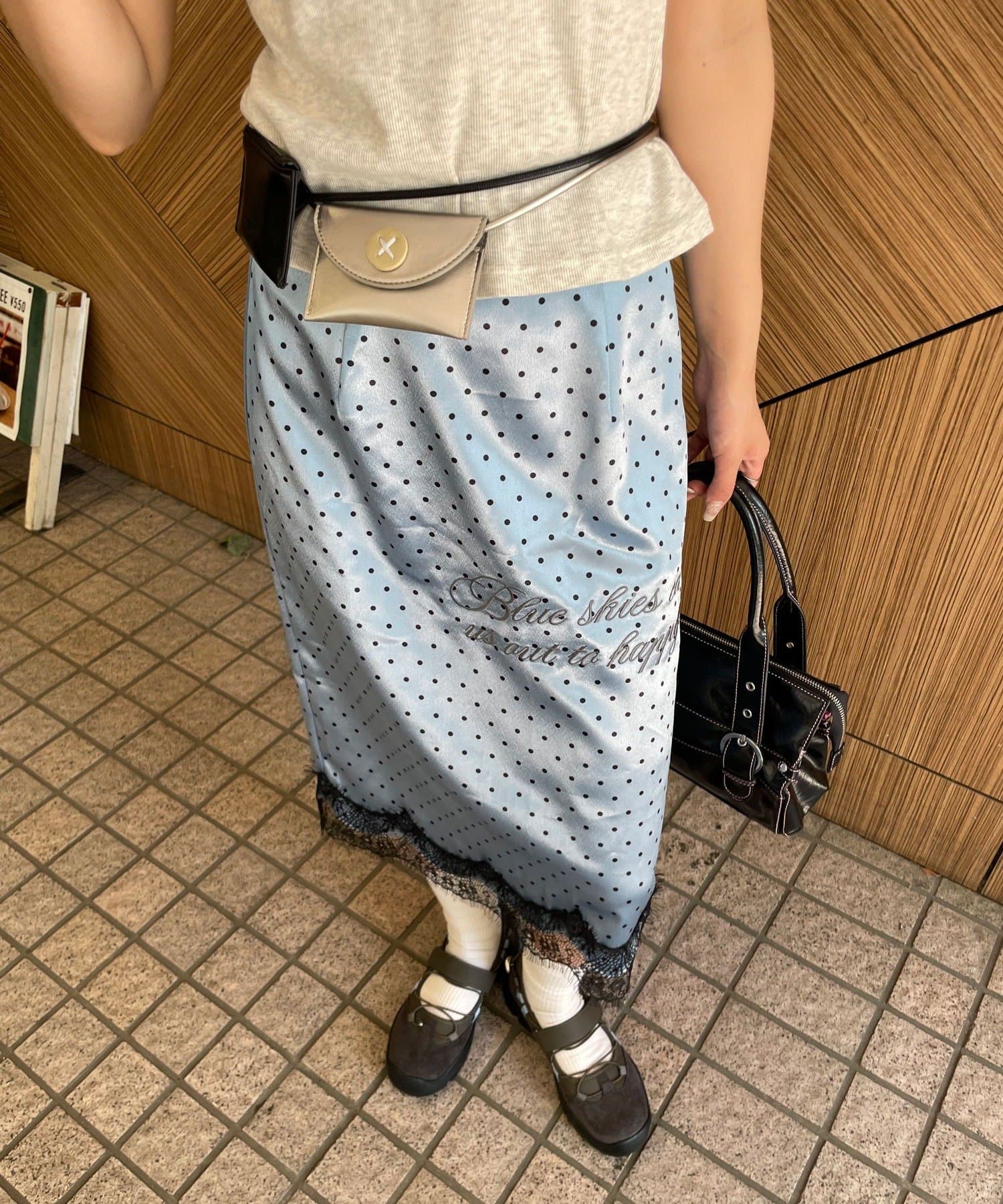 CIAOPANIC(チャオパニック) ドットサテン刺繍Iラインスカート