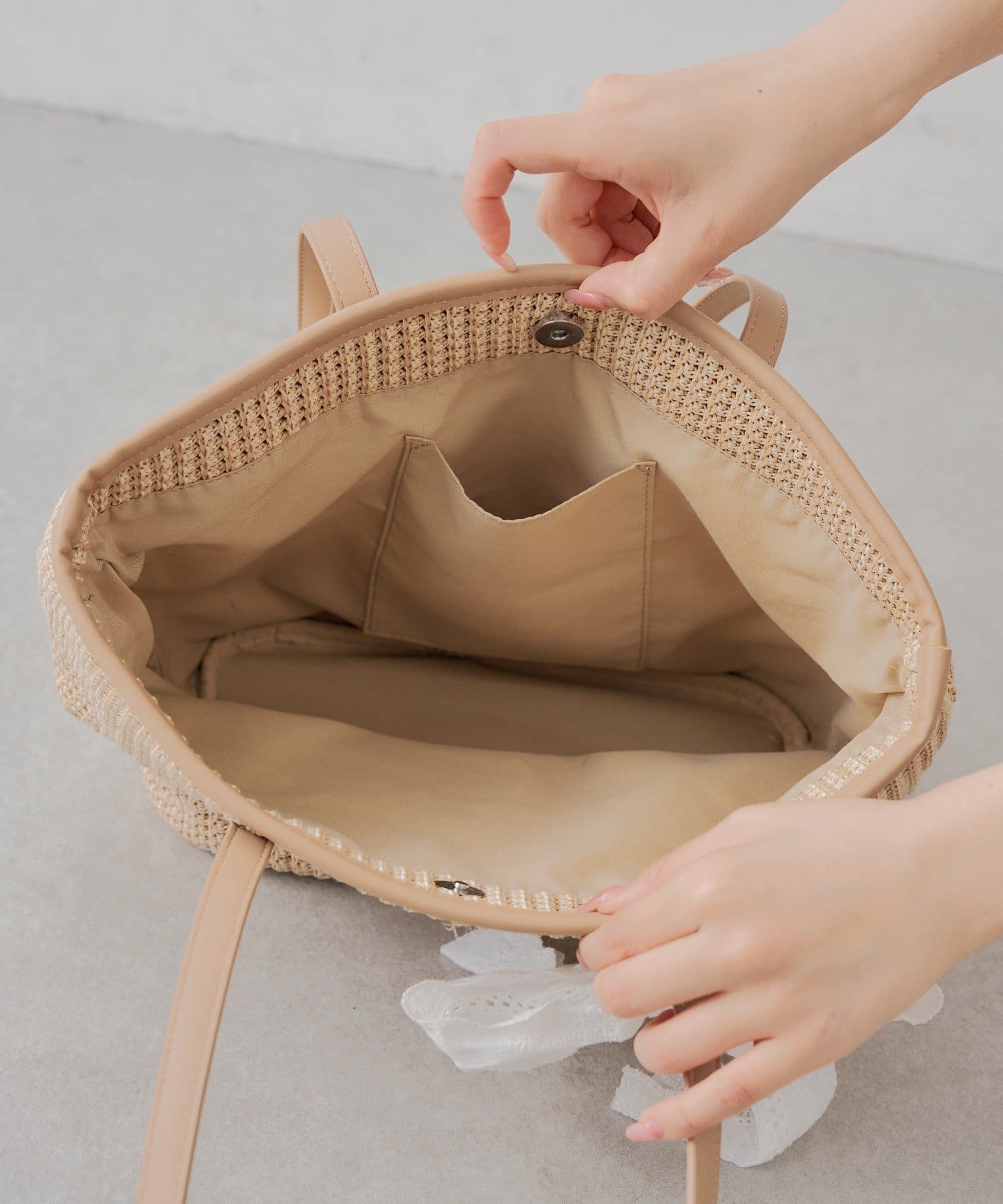 Chico(チコ) レースリボン付きカゴトートバッグ