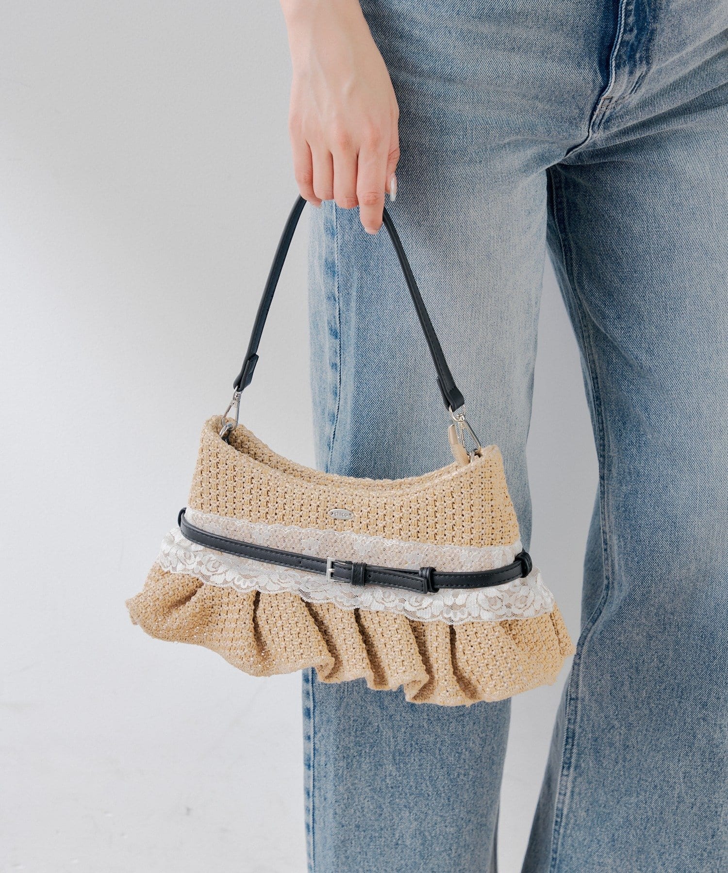 Chico(チコ) フリルデザインショルダーバッグ