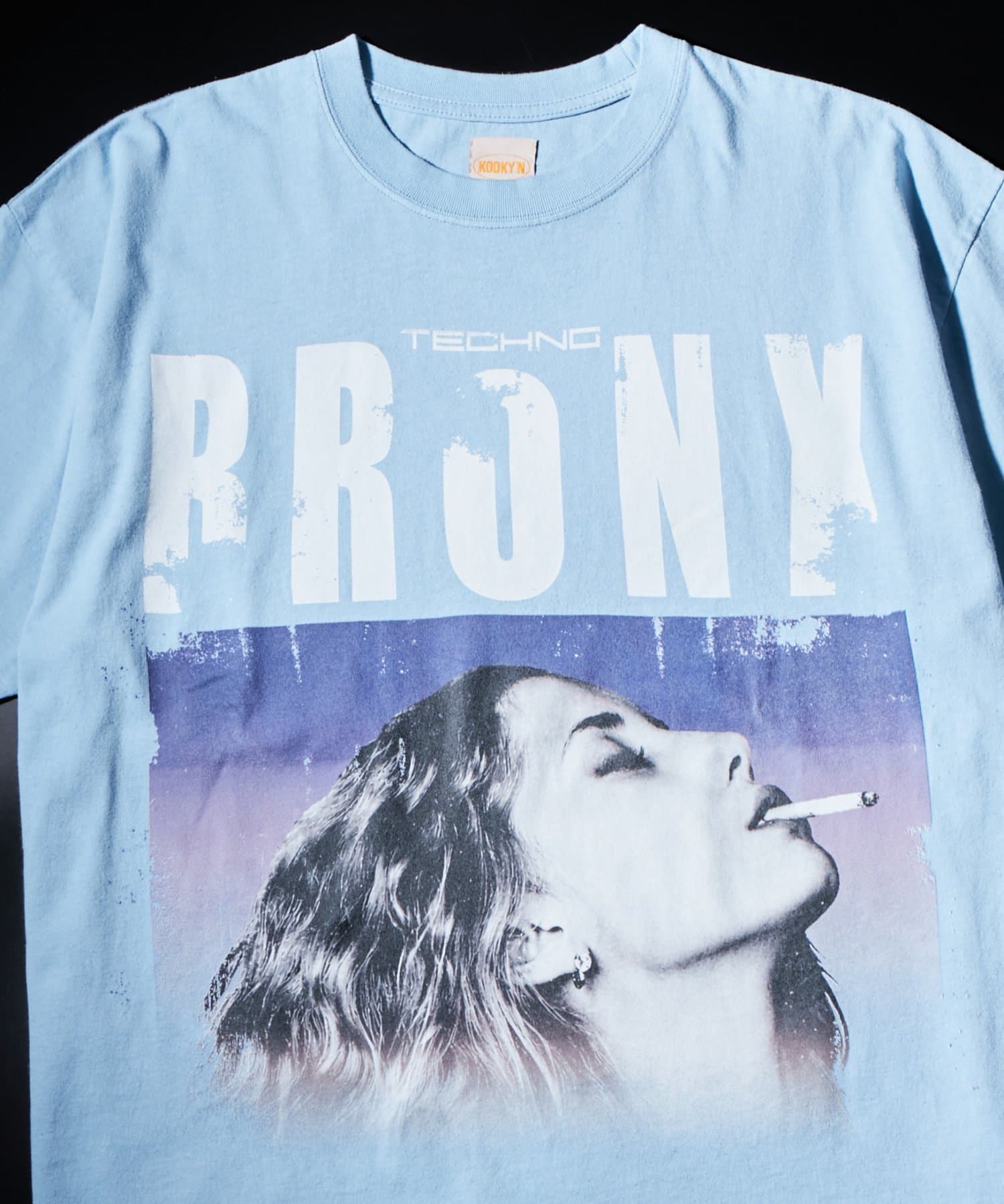WHO’S WHO gallery(フーズフーギャラリー) 【KOOKY'N】 BRONX フォトTEE ＊UNISEX