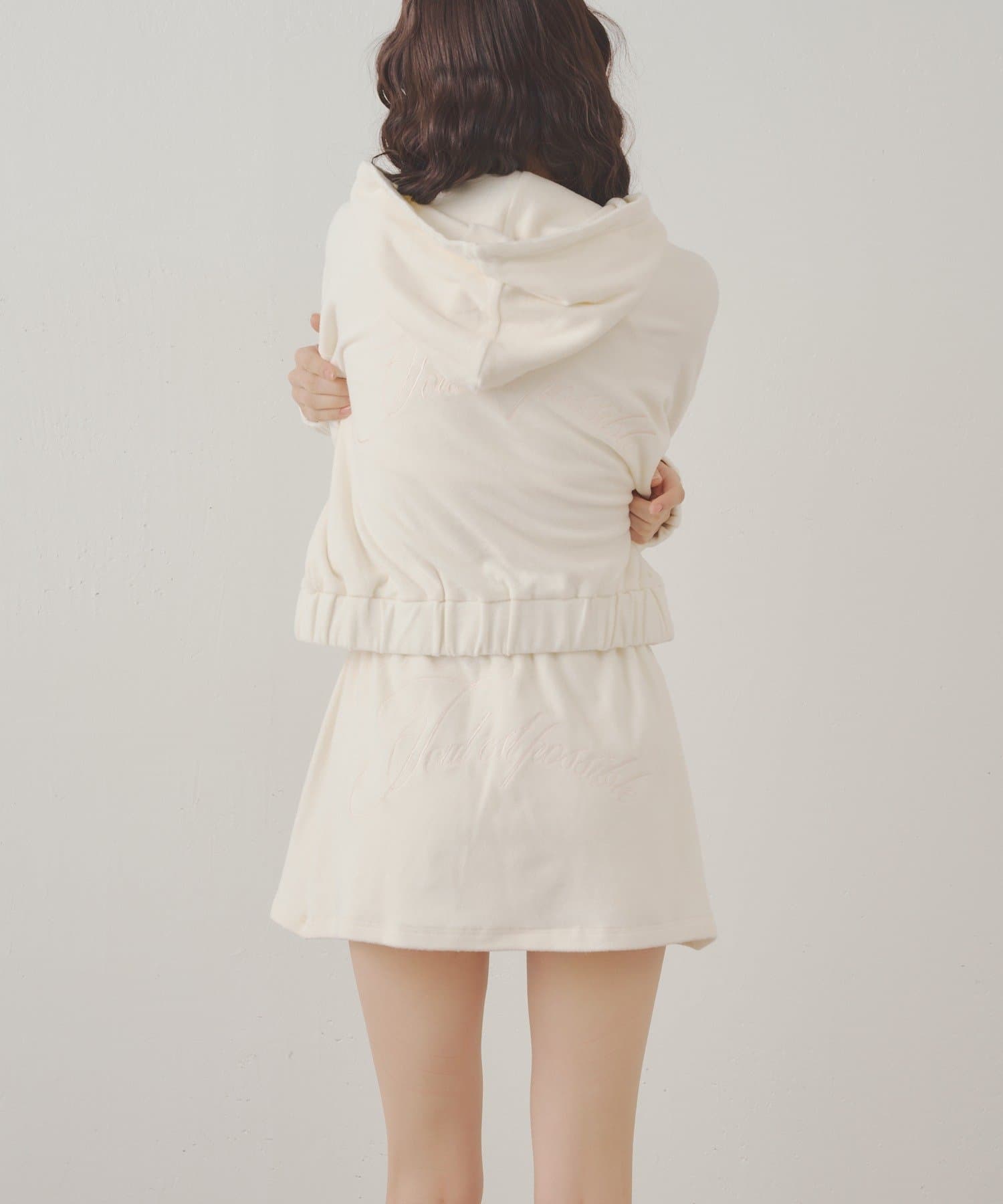 OUTLET(アウトレット) 【Chico】バックロゴタイトミニスカート