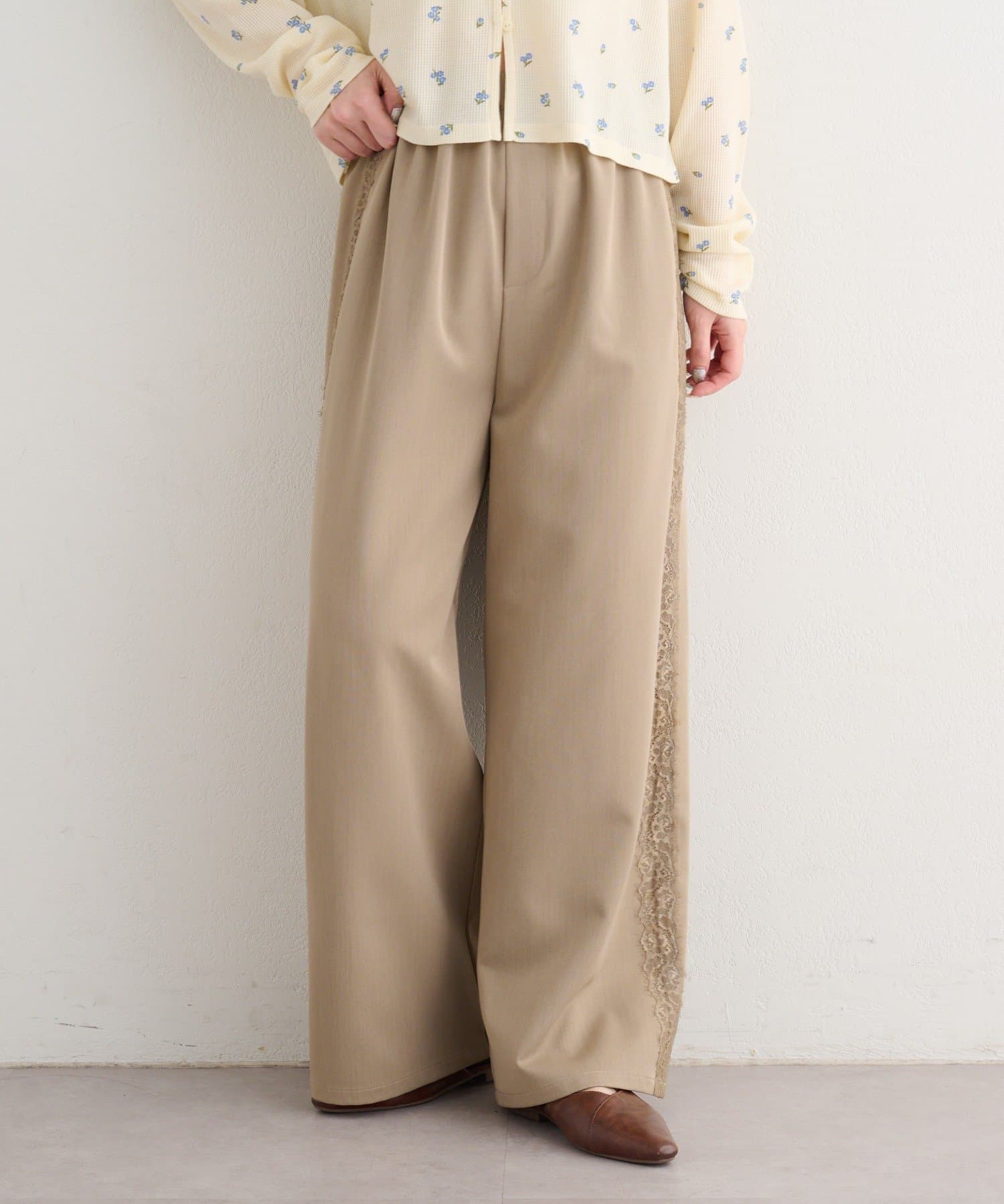 OUTLET(アウトレット) 【Kastane】B サイドレーススラックス