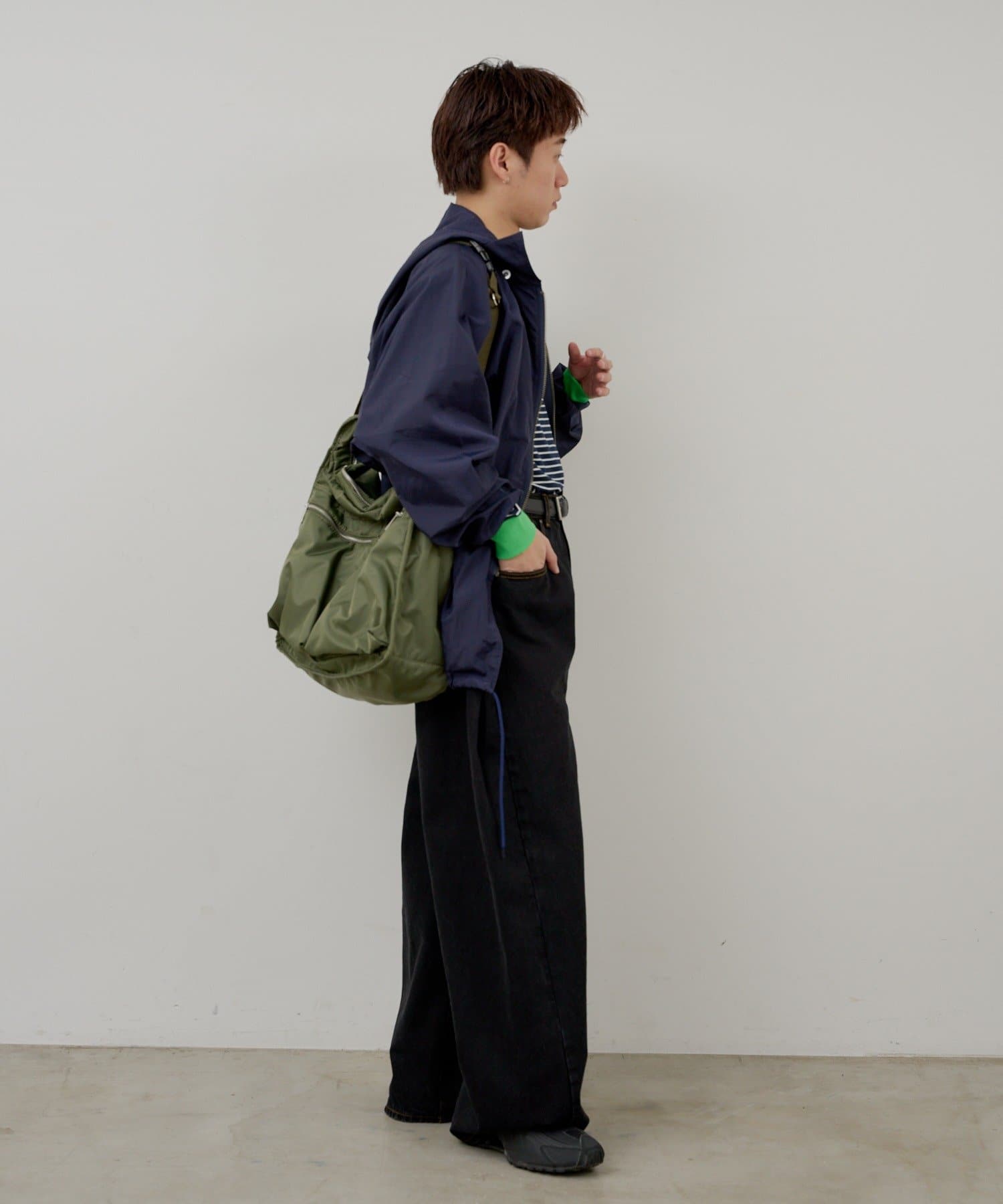 OUTLET(アウトレット) 【Kastane】【WHIMSIC】ダブルポケットスリングバッグ