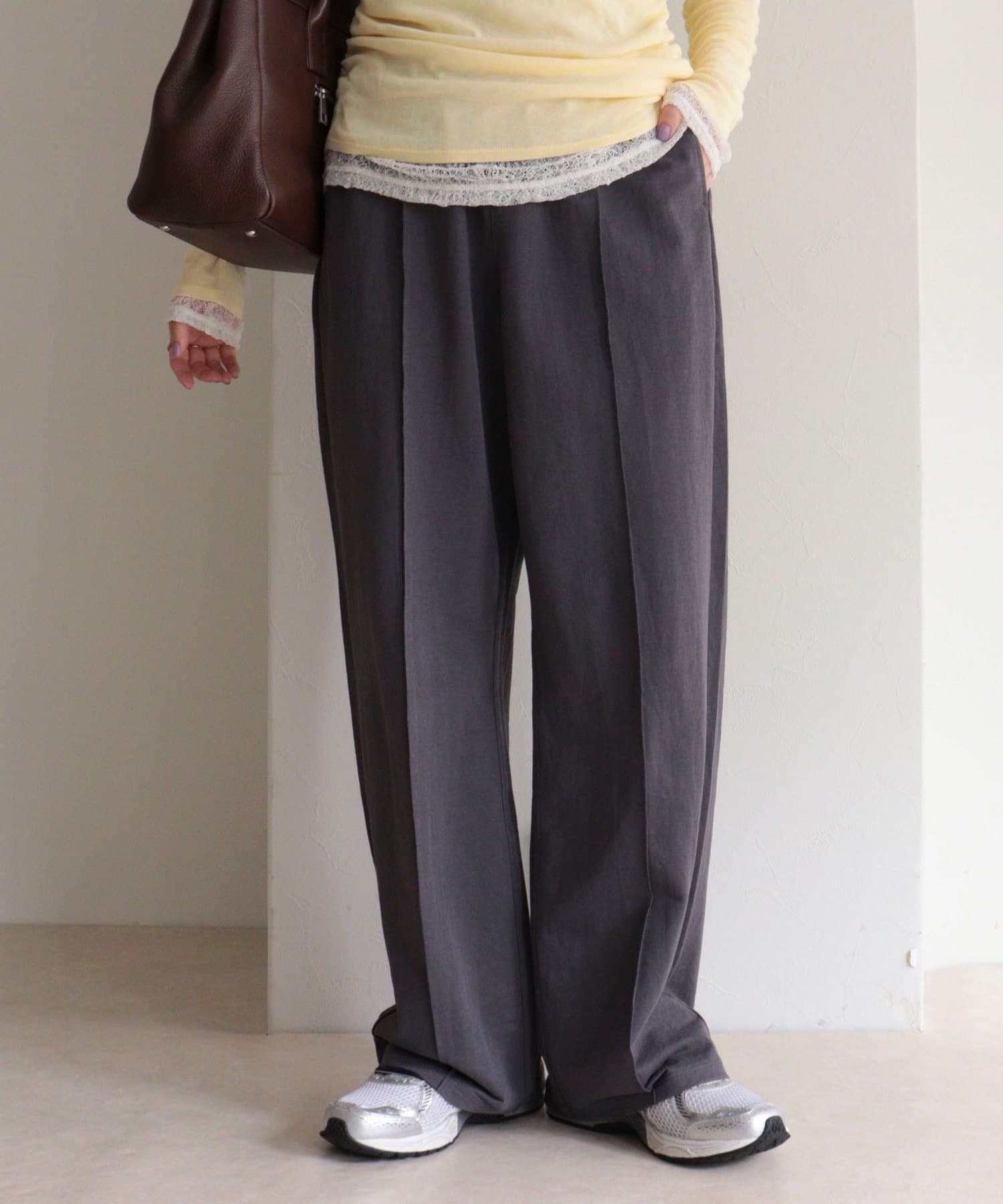 FREDY & GLOSTER(フレディ アンド グロスター) リネン混ハイゲージセンターシームパンツ