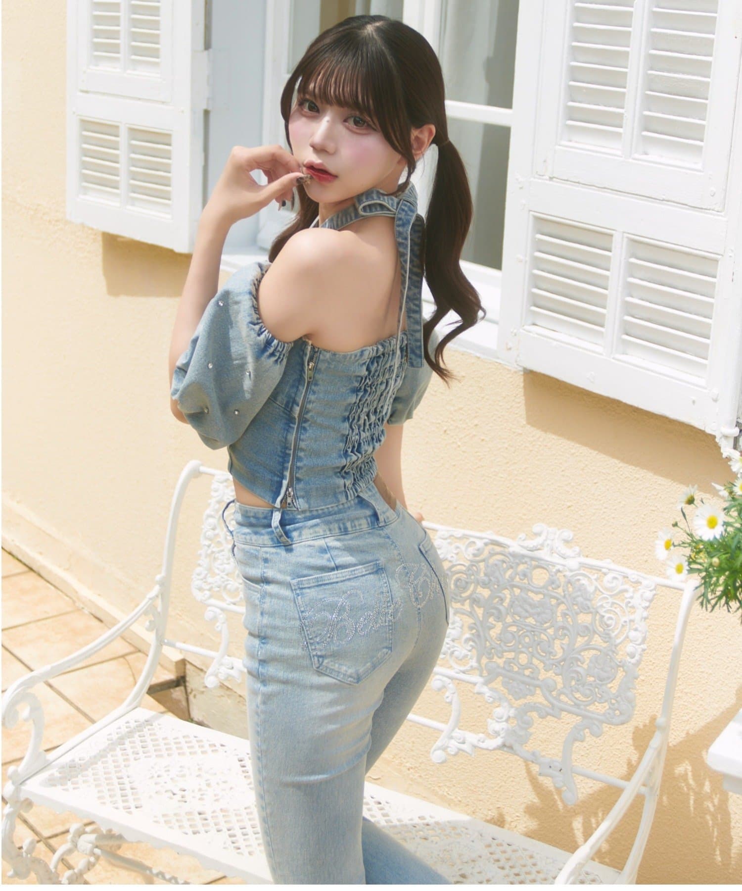 Belle Charme(ベルシャルム) Jewel Offshoulder Tops