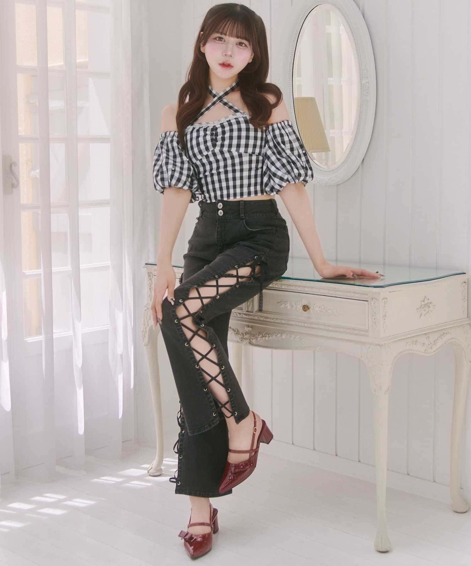 Belle Charme(ベルシャルム) Side Lace-up Flare Denim