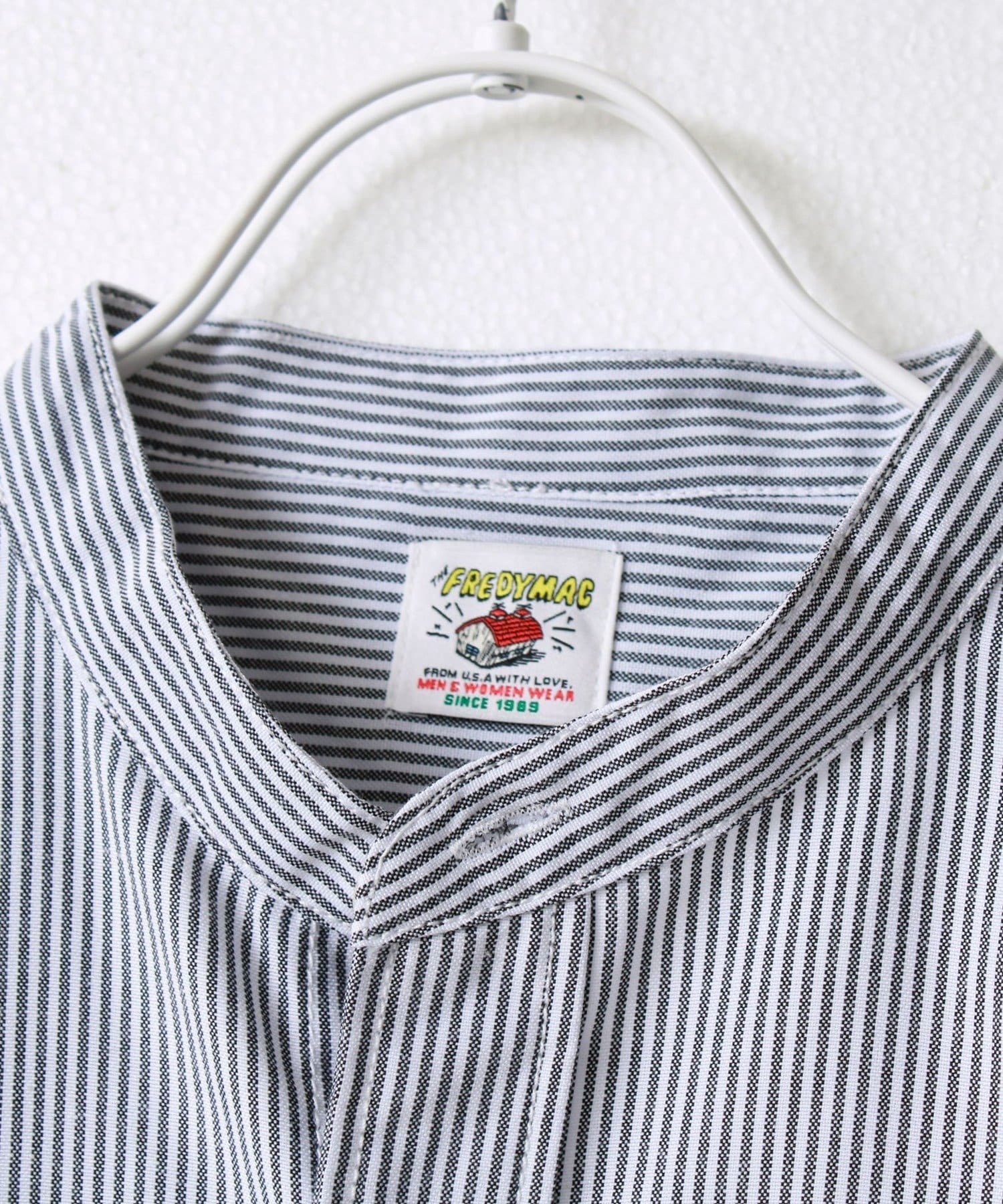 FREDY & GLOSTER(フレディ アンド グロスター) 【FREDYMAC/フレディマック】フロッキープリントバンドカラーS/Sシャツ