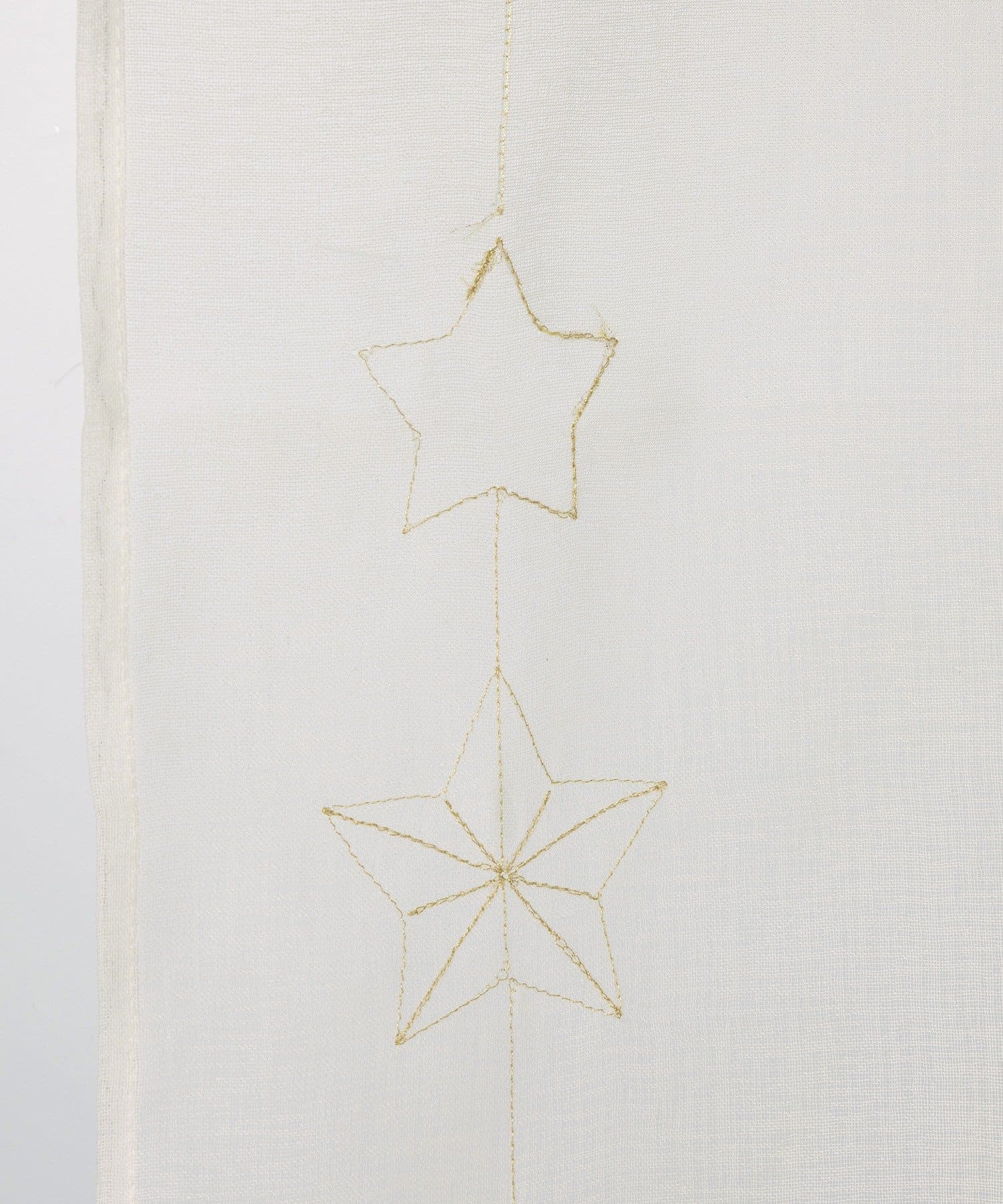 3COINS(スリーコインズ) 刺繍セパレートカーテンスター：150×43cm