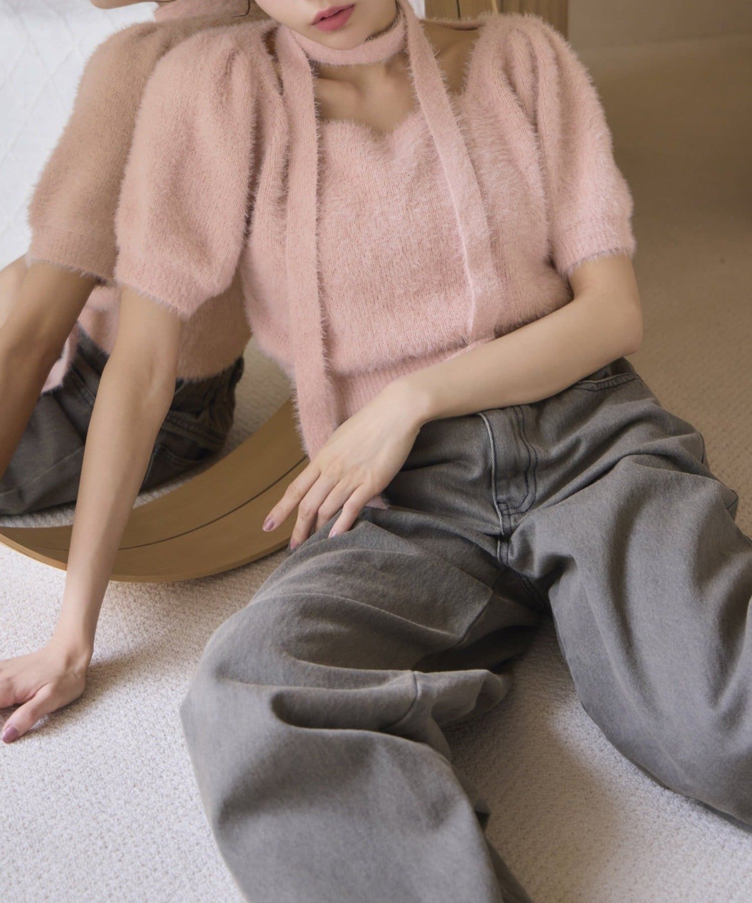 NICE CLAUP / OLIVE des OLIVE OUTLET(ナイスクラップ  / オリーブ デ オリーブ アウトレット) 【one after another】チョーカー付き半袖フェザーニット