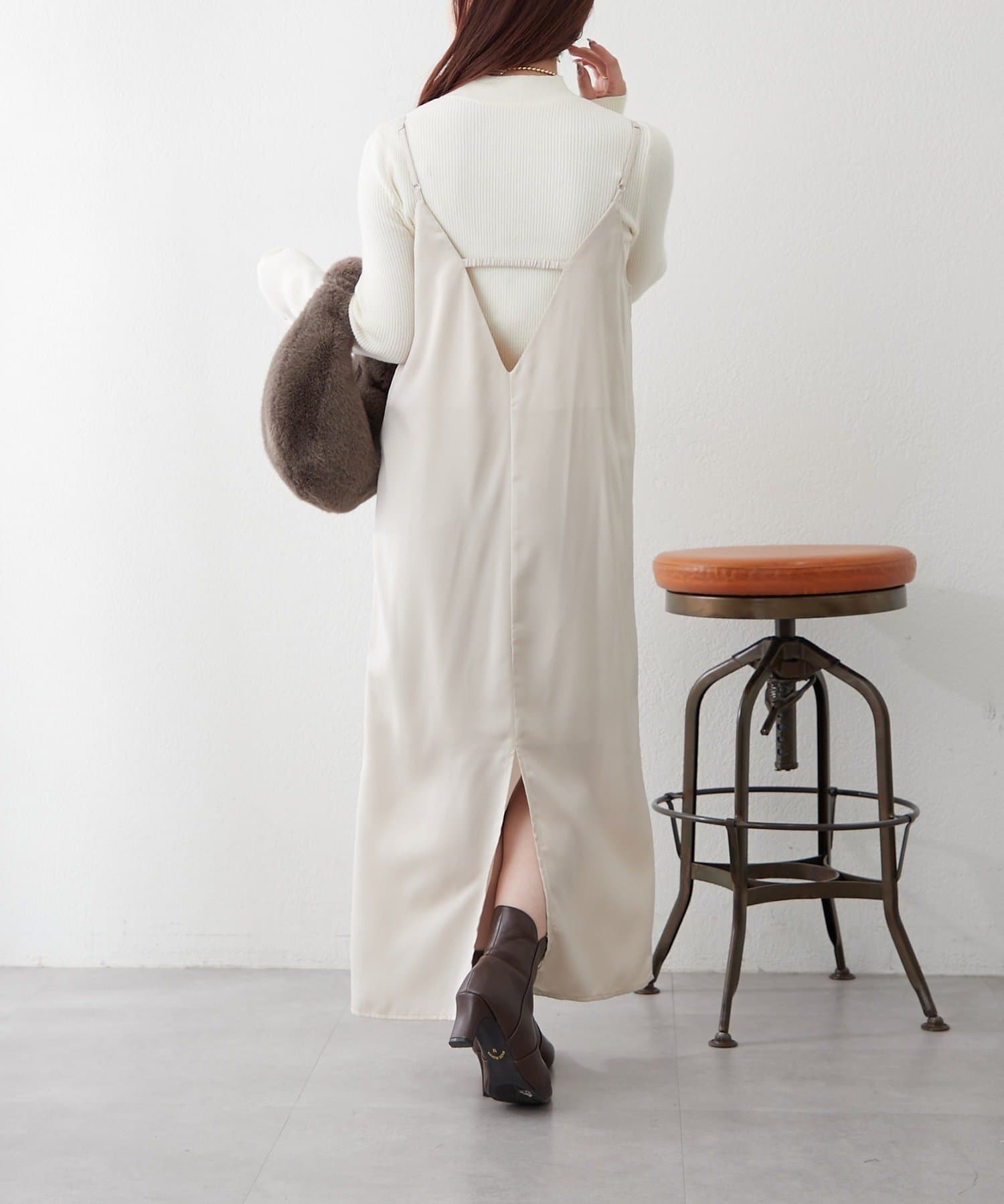 NICE CLAUP / OLIVE des OLIVE OUTLET(ナイスクラップ  / オリーブ デ オリーブ アウトレット) 【RMAF】とろみサテンキャミワンピース