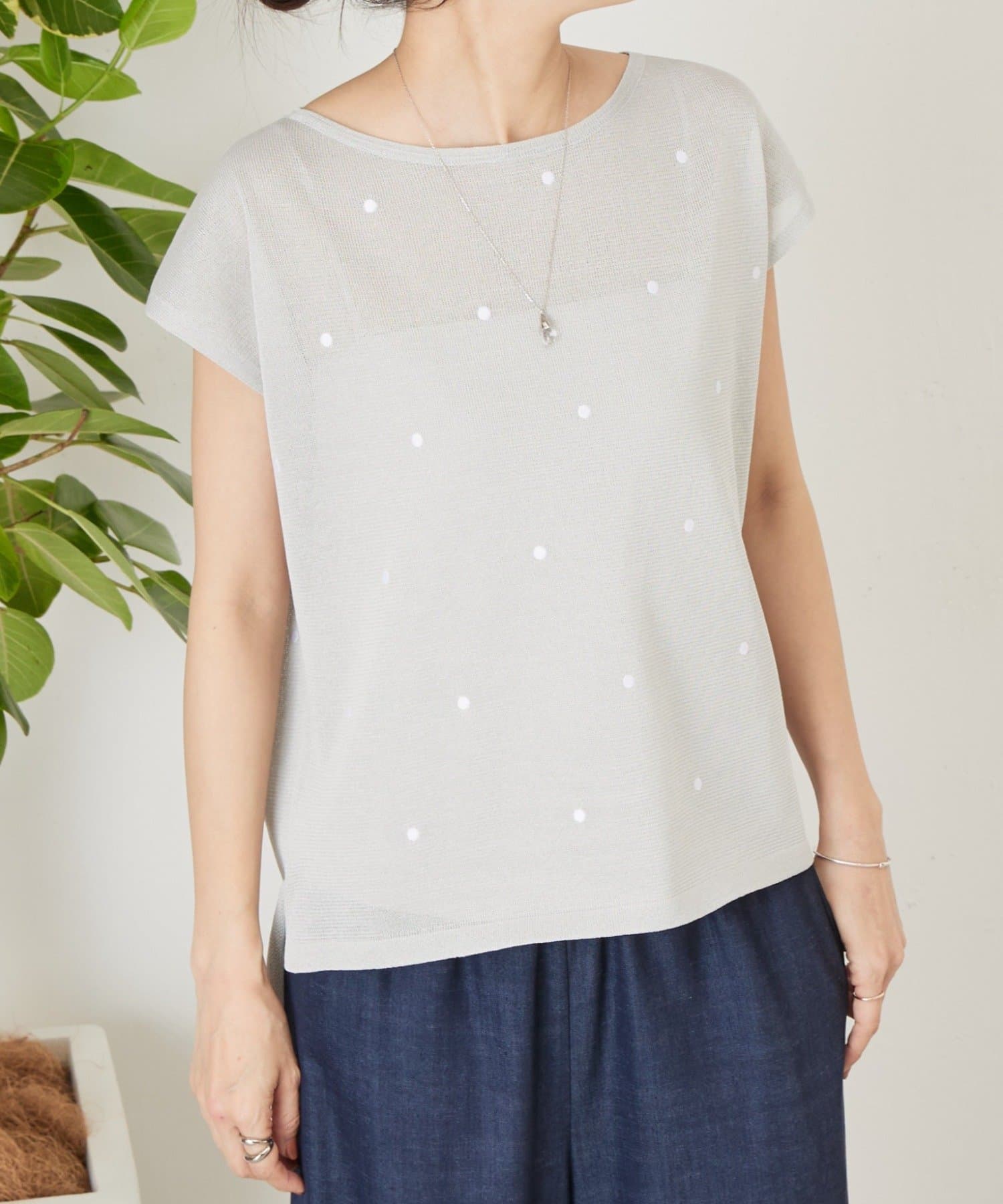 BEARDSLEY(ビアズリー) 《近日予約開始予定》ドット刺繍ニット