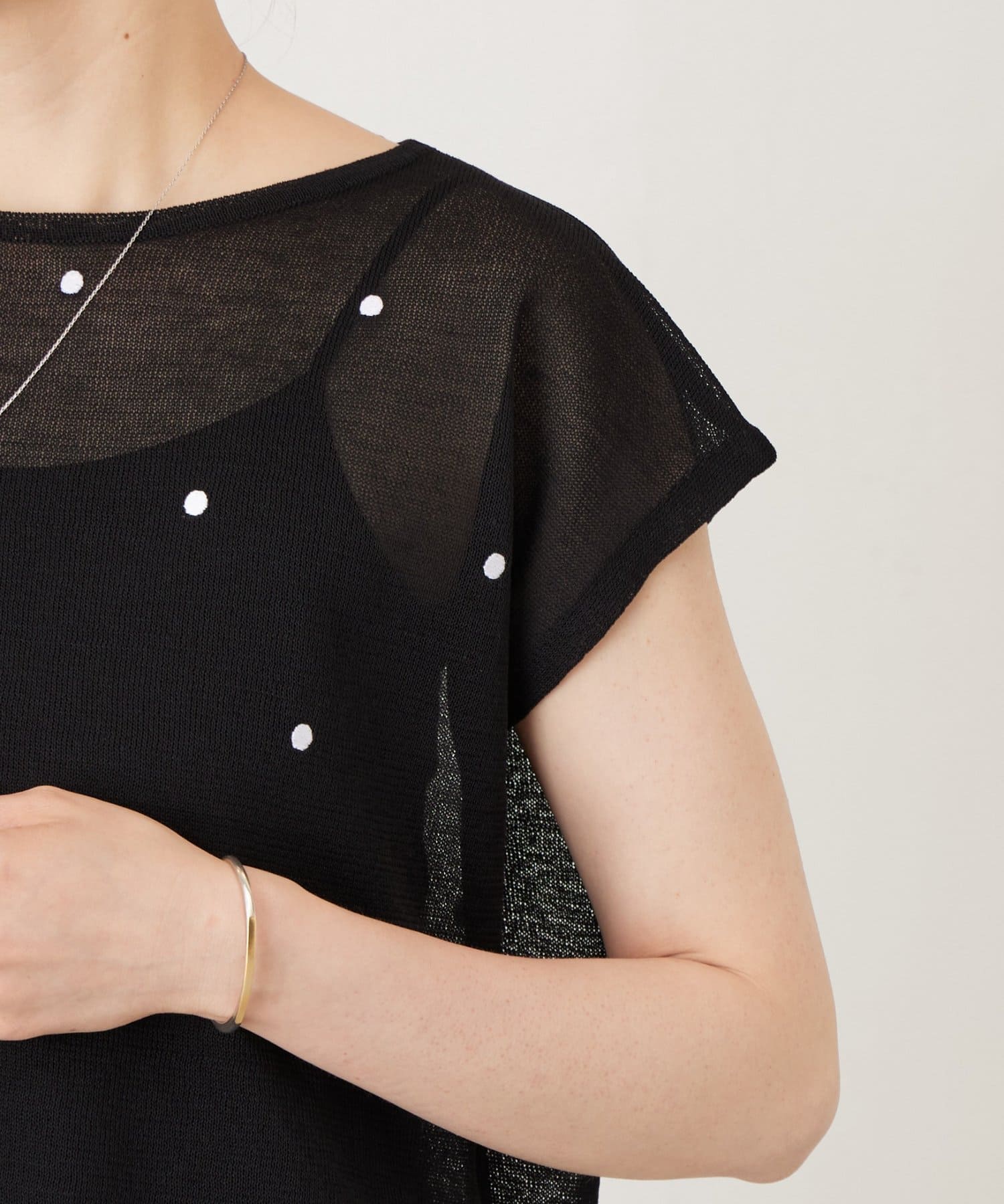 BEARDSLEY(ビアズリー) 《5/2(土)12:00予約開始》ドット刺繍ニット