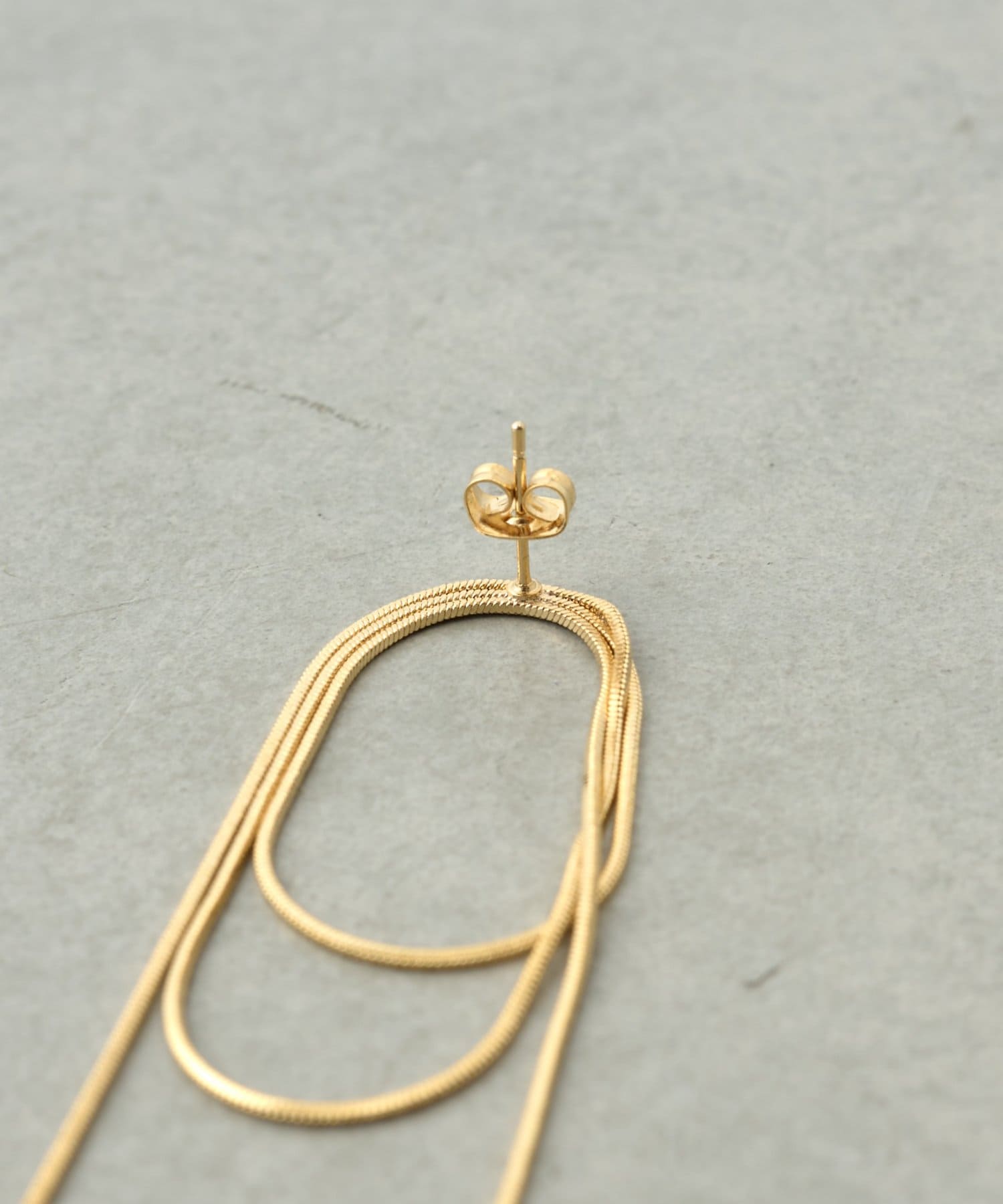 BEARDSLEY(ビアズリー) 《4/24(金)12時予約開始》チェーンサークルピアス《LIVETART》