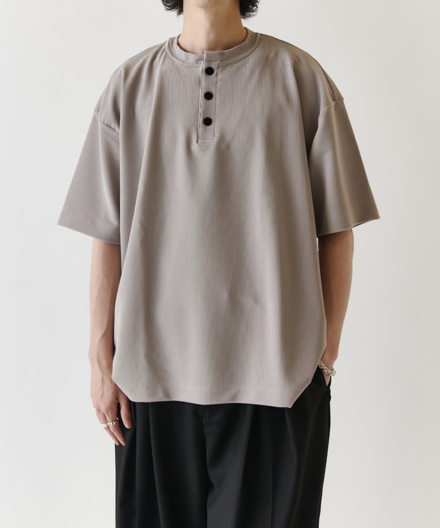Lui's(ルイス) コードピケヘンリーネックTシャツ