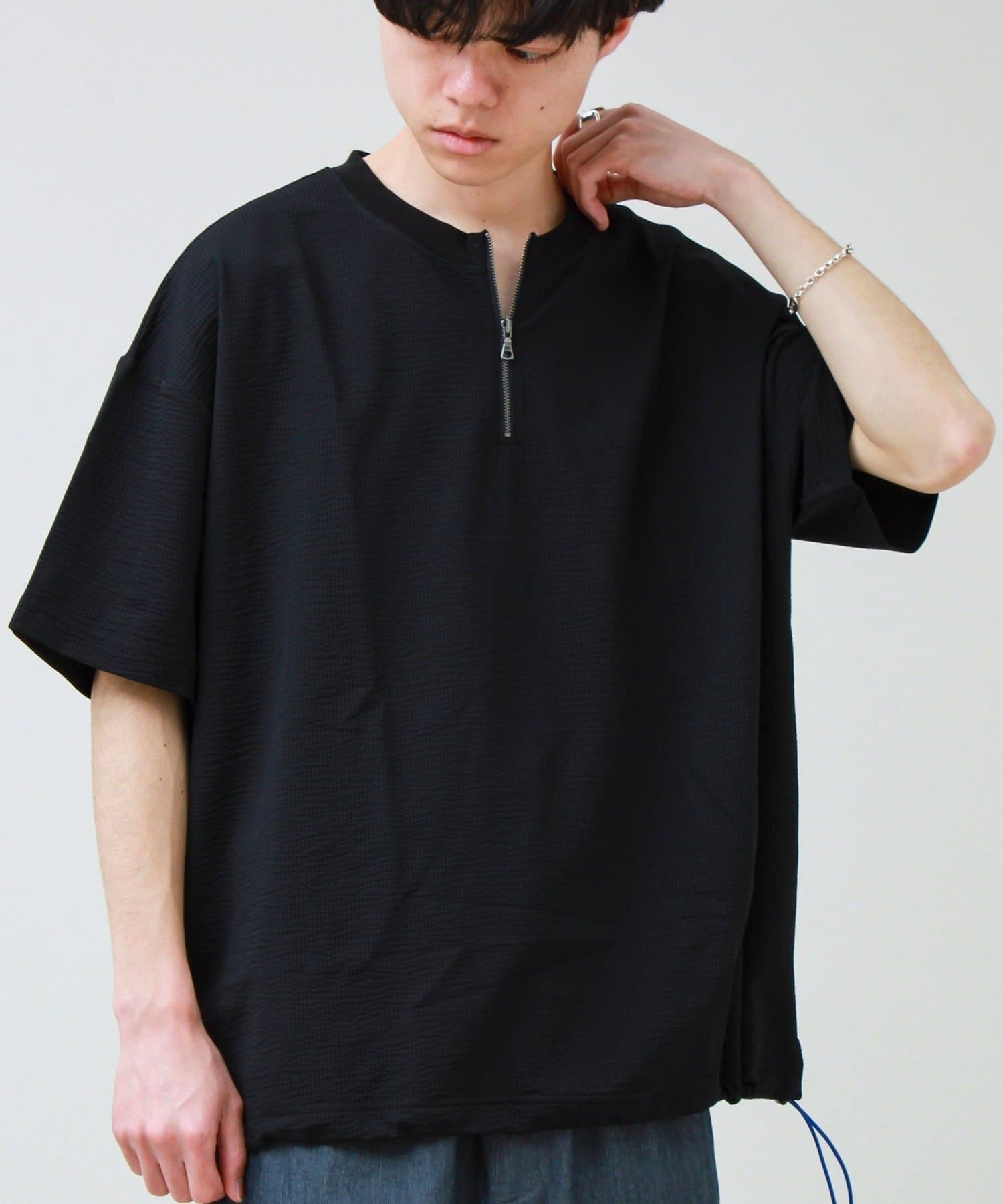 FREDY & GLOSTER(フレディ アンド グロスター) カットサッカー ハーフジップTシャツ