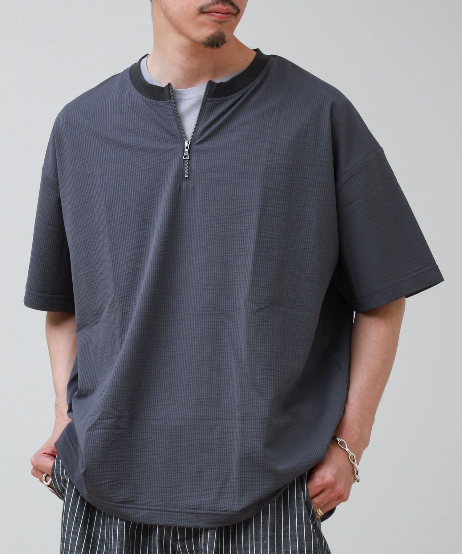 FREDY & GLOSTER(フレディ アンド グロスター) カットサッカー ハーフジップTシャツ