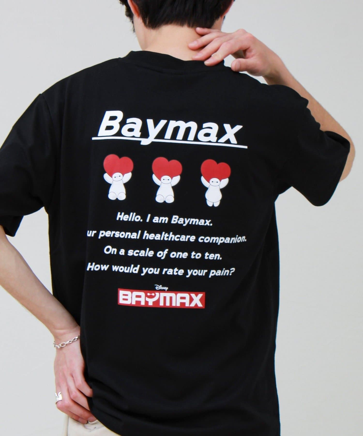 FREDY & GLOSTER(フレディ アンド グロスター) 【ユニセックスで着れる】ベイマックス＆スティッチ バックプリントＴ