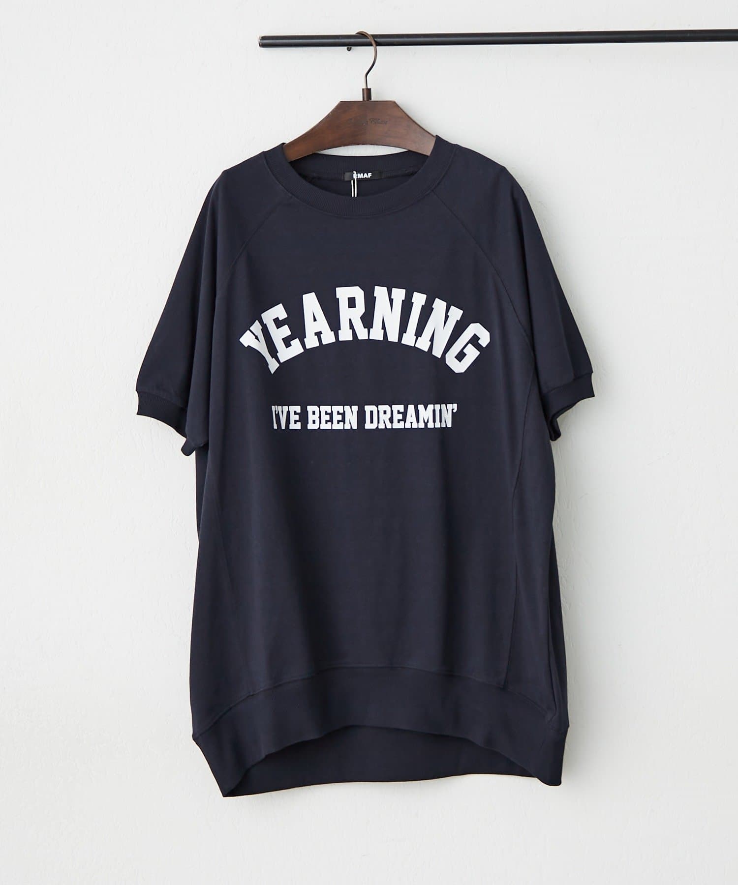 Remind me and forever(リマインドミーアンドフォーエバー) 【カジュアルコーデのマストアイテム】大人ロゴBIGＴシャツ