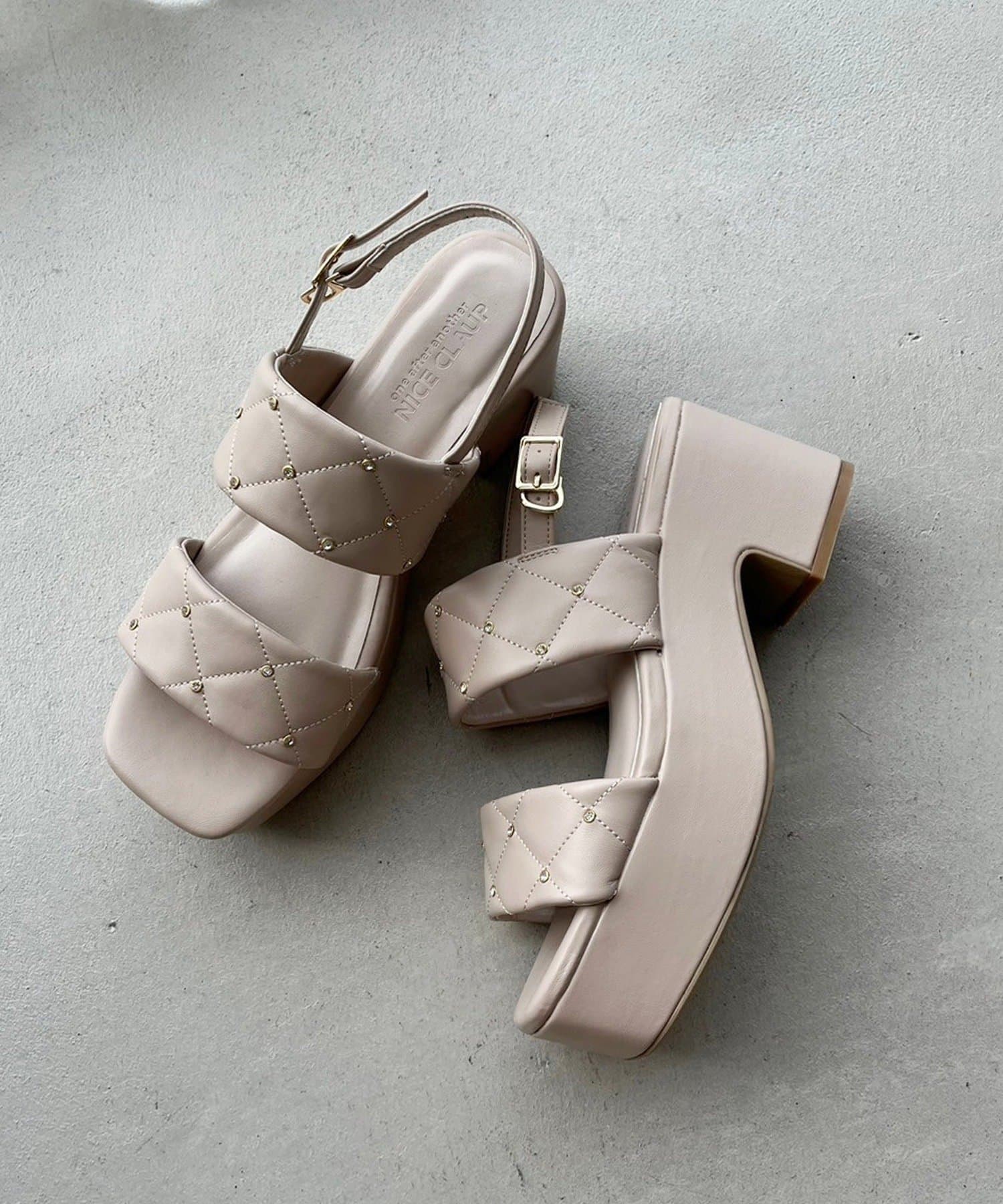 NICE CLAUP / OLIVE des OLIVE OUTLET(ナイスクラップ  / オリーブ デ オリーブ アウトレット) 【one after another】ビジュースタッズキルトサンダル