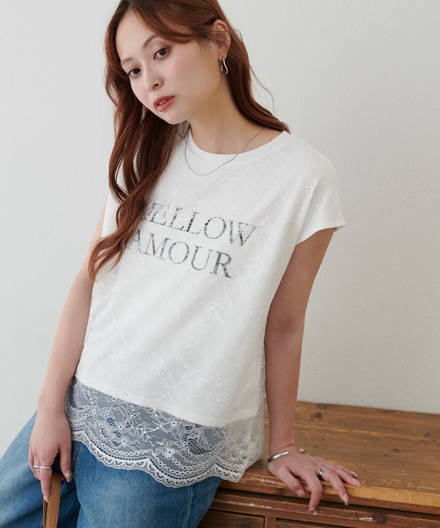DISCOAT(ディスコート) レースレイヤードロゴTシャツ