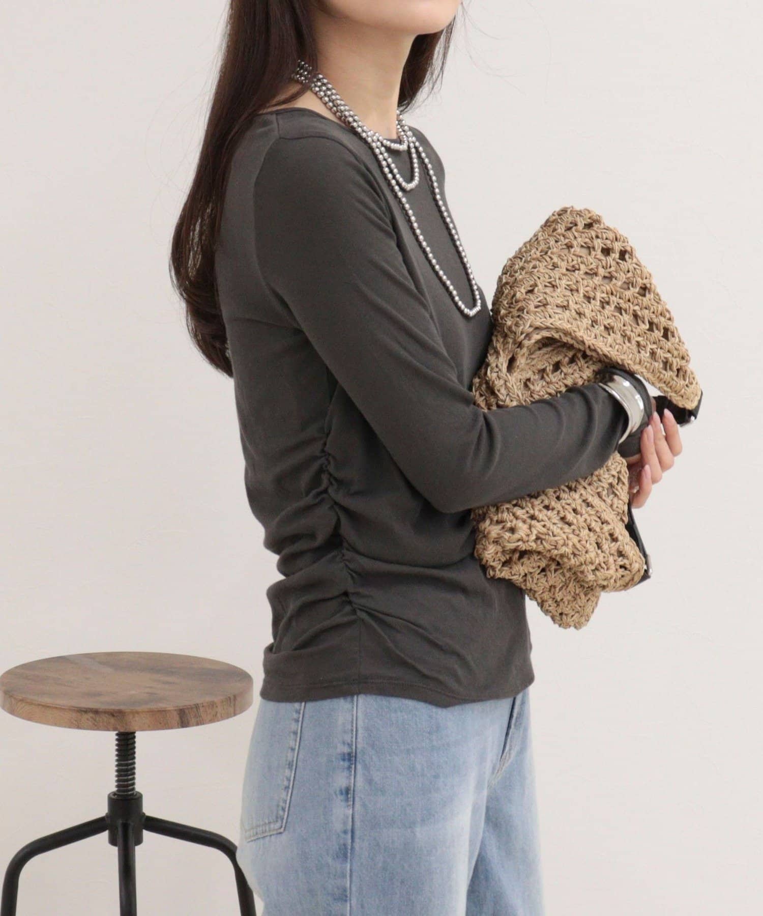 FREDY & GLOSTER(フレディ アンド グロスター) サイドギャザーシアーロンTシャツ