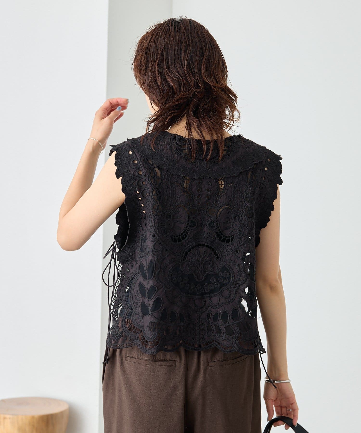 RIVE DROITE(リヴドロワ) 予約【à Nice （ア ・ニース）】カットワークジレ/6月下旬お届け予定