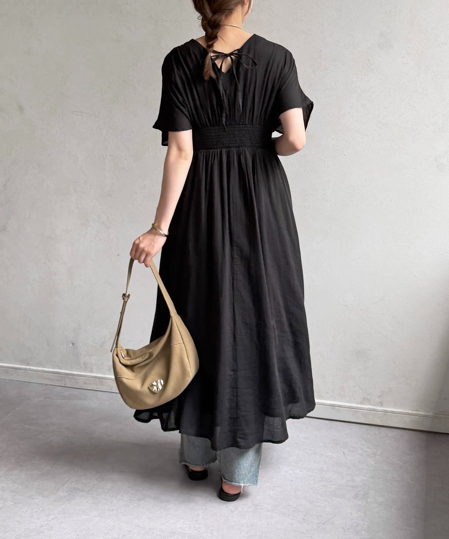Thevon.(ゼヴォン) テープ刺繍ピンタックレースワンピース