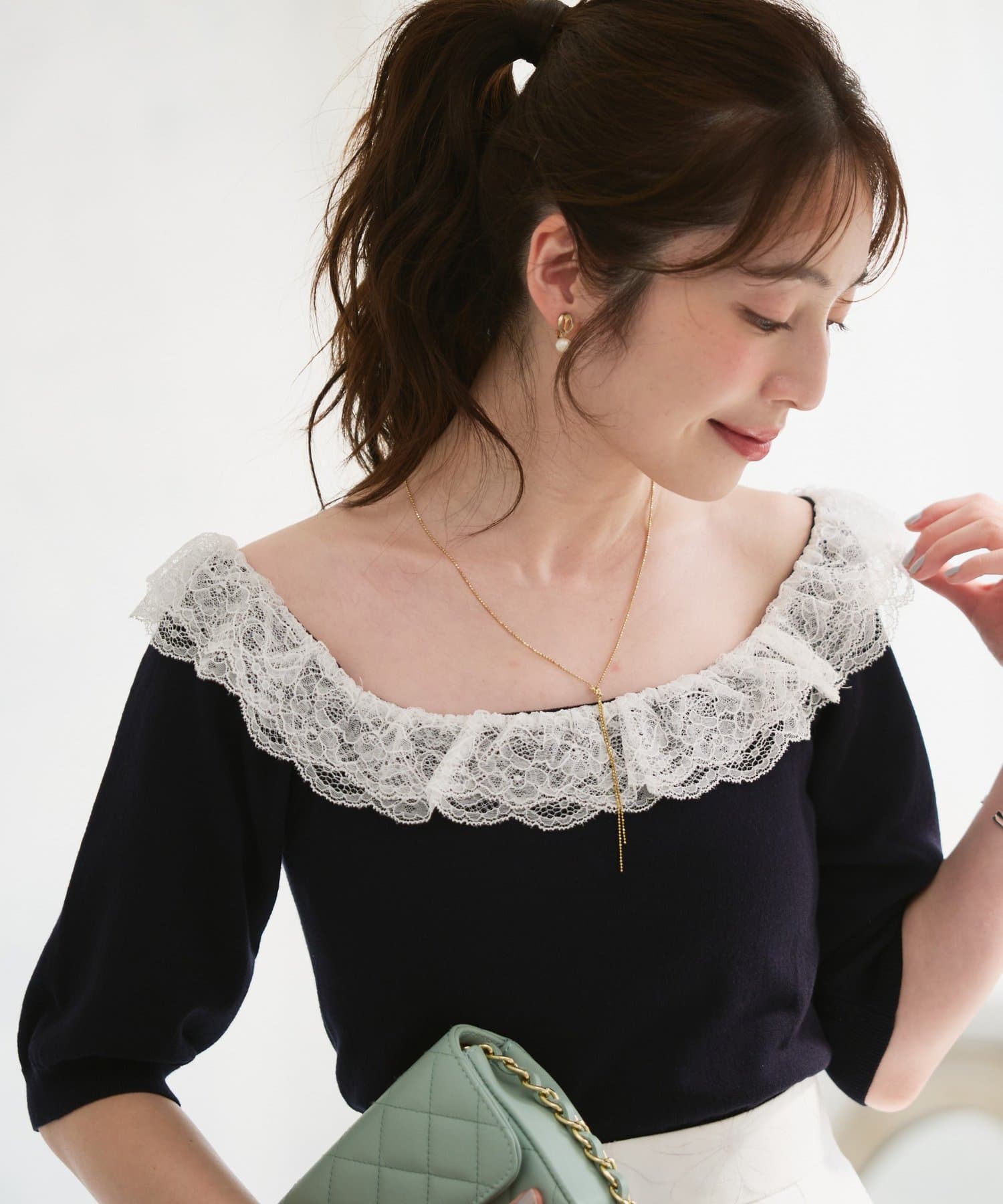La boutique BonBon(ラブティックボンボン) レースフリルニット