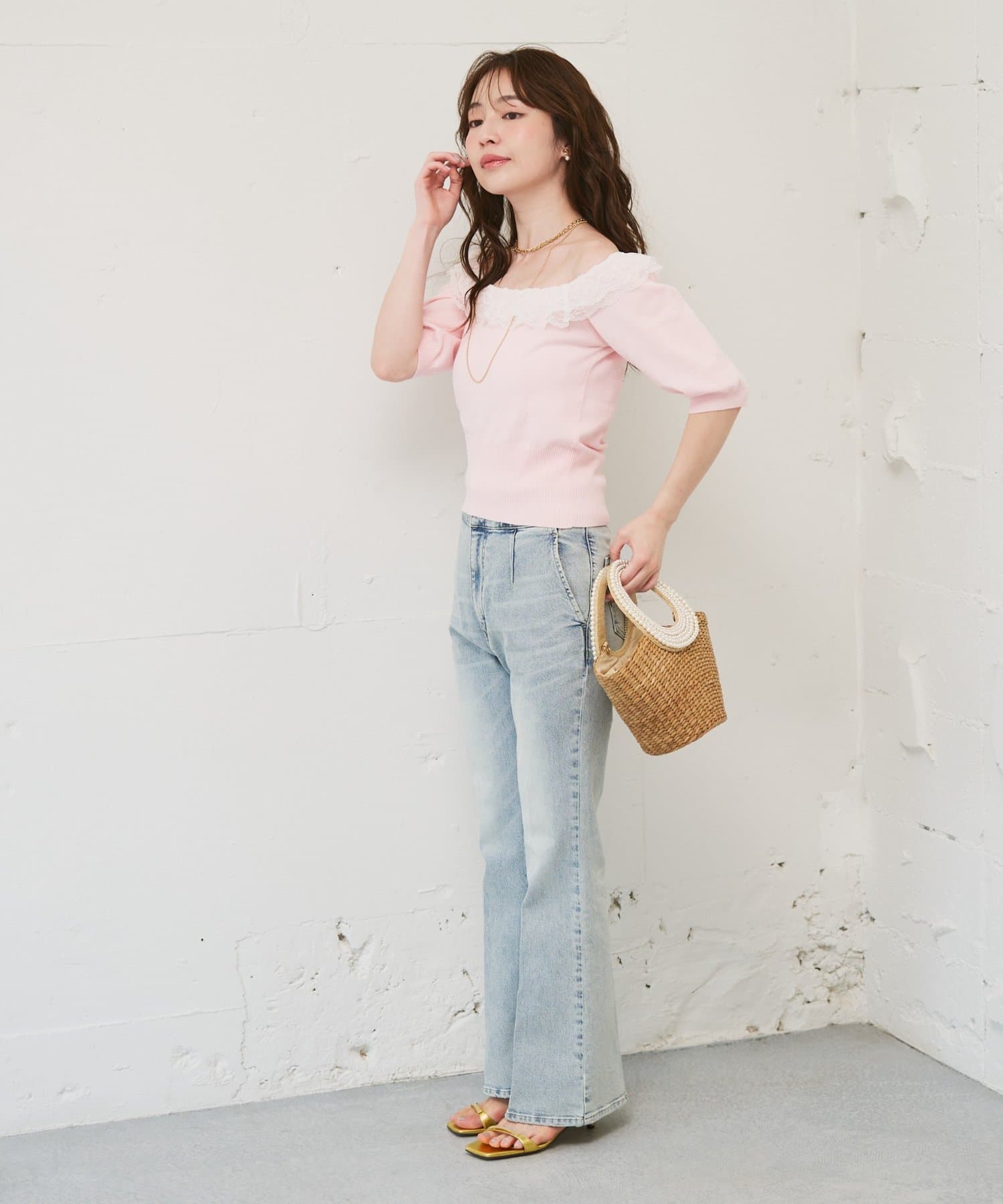 La boutique BonBon(ラブティックボンボン) レースフリルニット