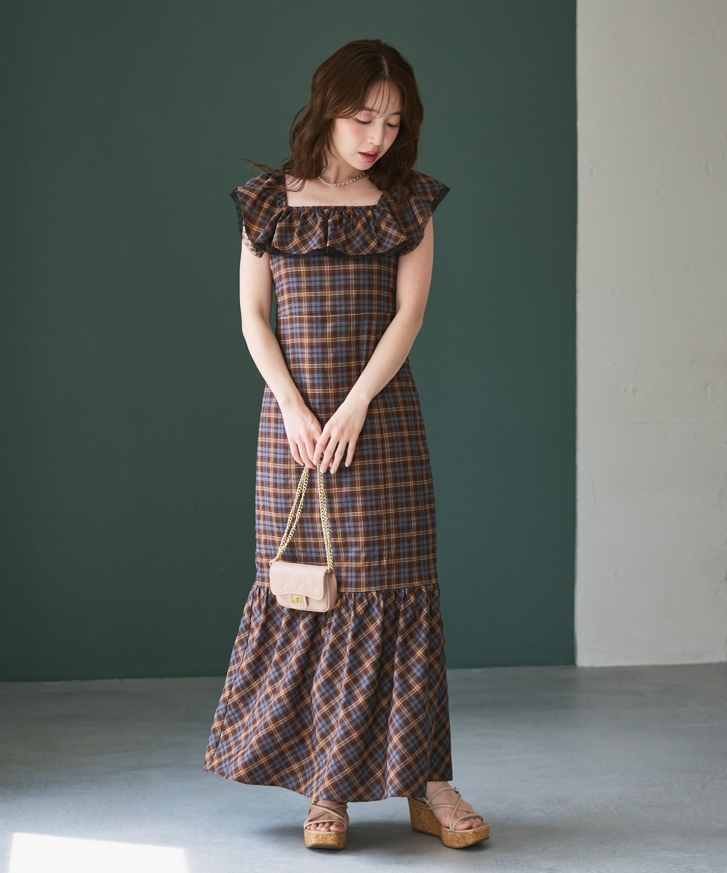 La boutique BonBon(ラブティックボンボン) チェックレーストリムワンピース