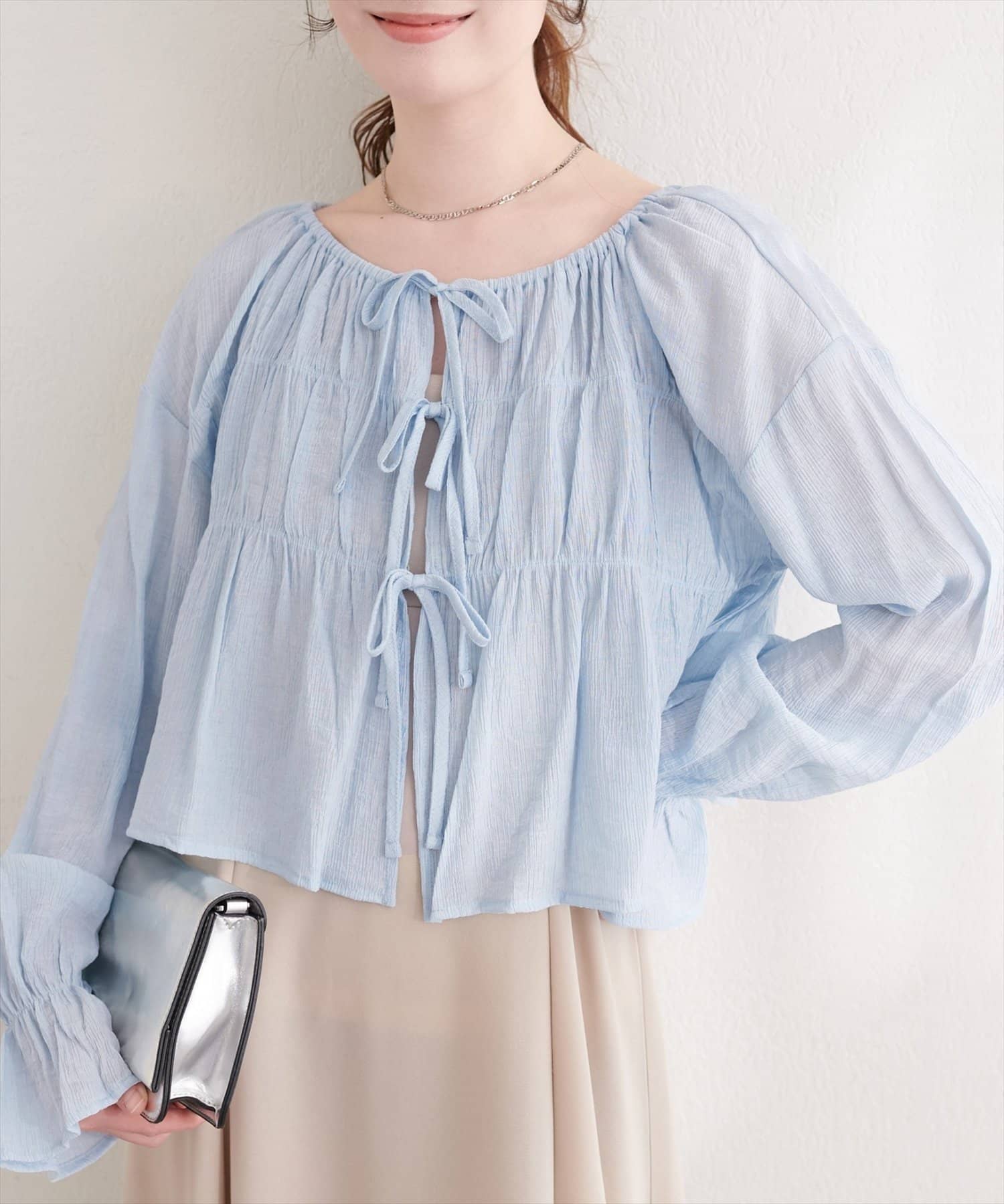 NICE CLAUP / OLIVE des OLIVE OUTLET(ナイスクラップ  / オリーブ デ オリーブ アウトレット) 【natural couture】楊柳シャーリングリボンブラウス