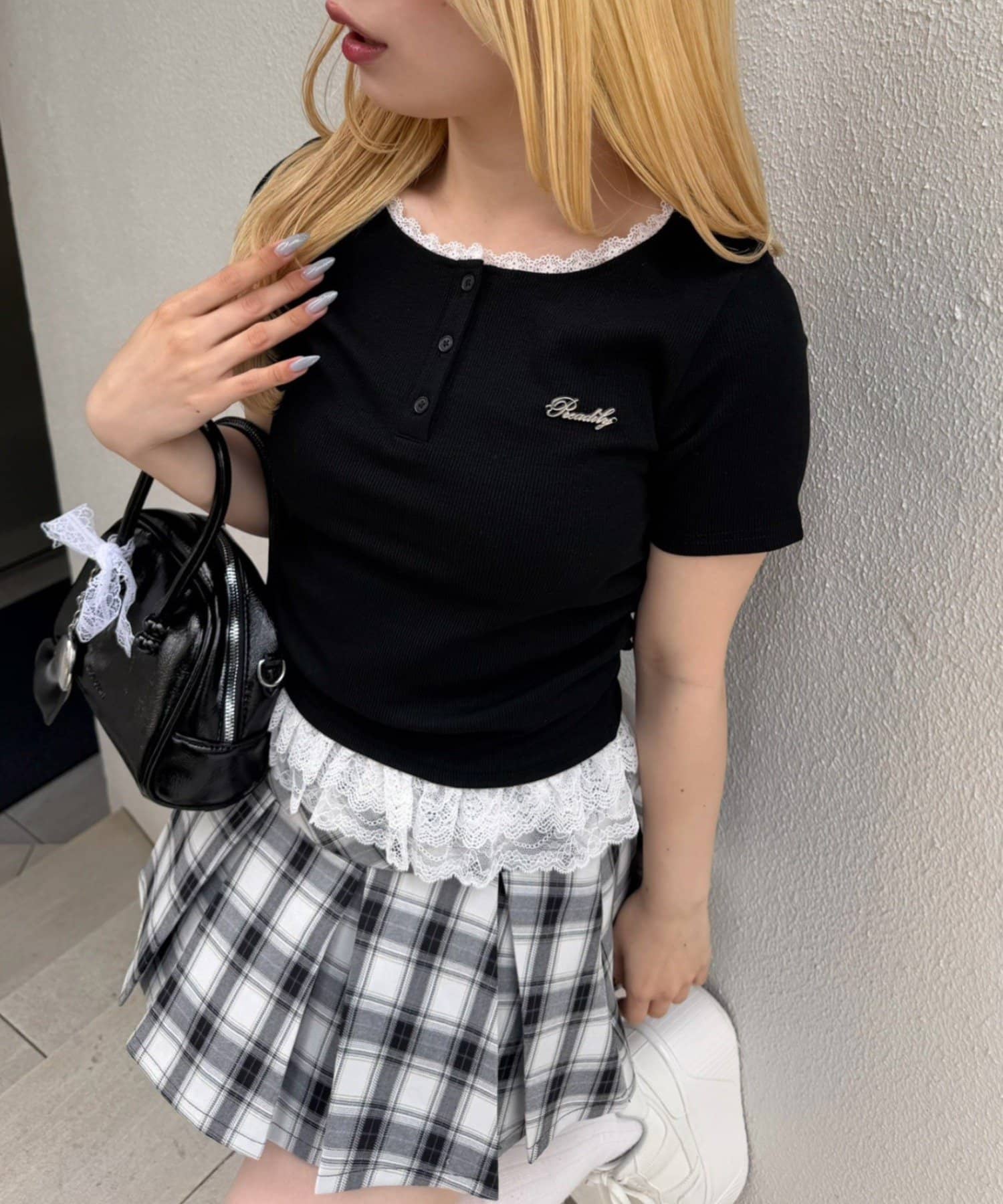 NICE CLAUP / OLIVE des OLIVE OUTLET(ナイスクラップ  / オリーブ デ オリーブ アウトレット) 【ANOTHER BRANCH】テレコ裾レースヘンリーTシャツ