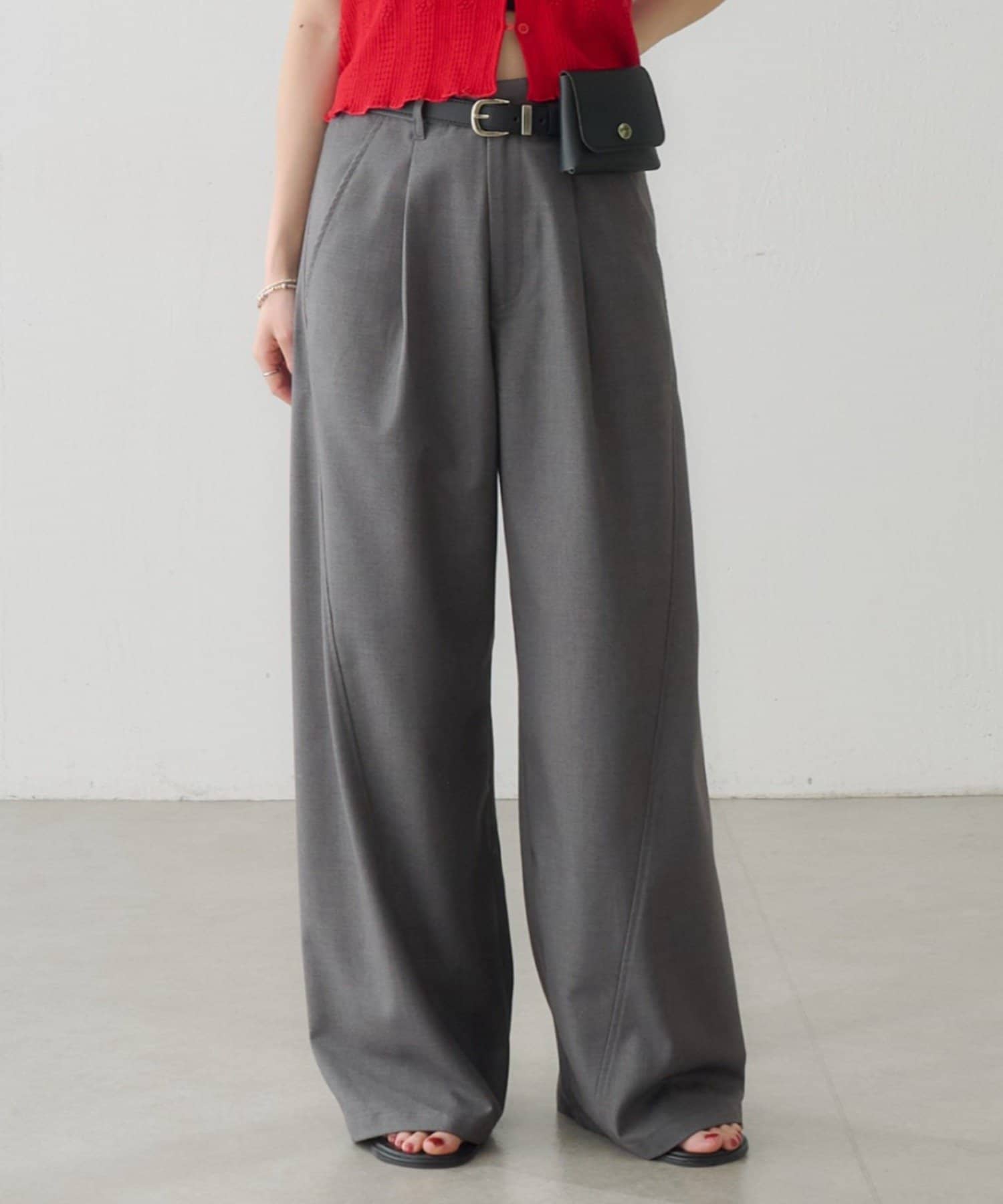 Kastane(カスタネ) 【5.1(金)12:00発売/WEB先行/2サイズ展開/低身長サイズ】カーブスラックスパンツ