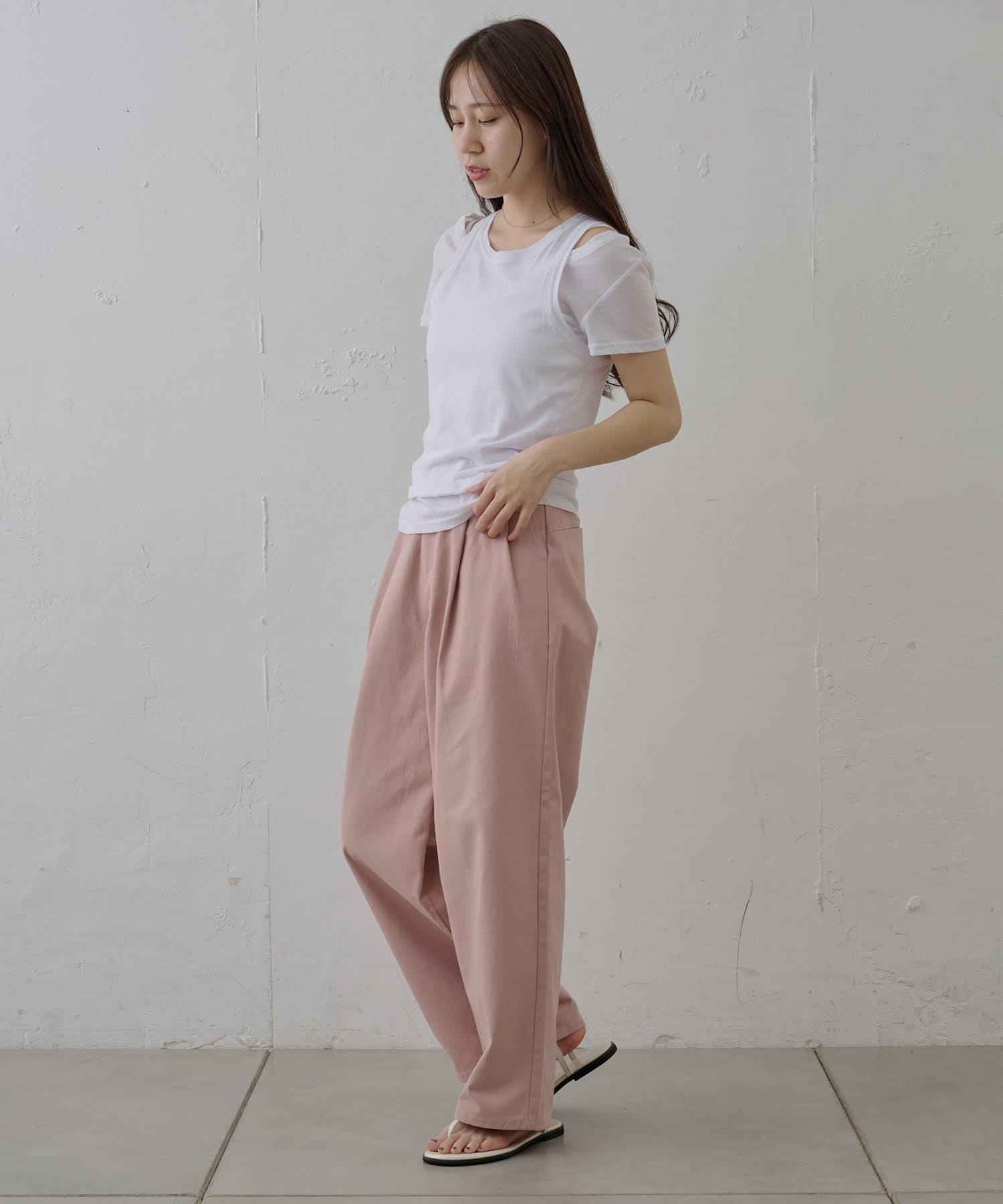 COLONY 2139(コロニー トゥーワンスリーナイン) 【PIKO＆LEI企画/WEB限定】2タックコットンツイルストレートパンツ