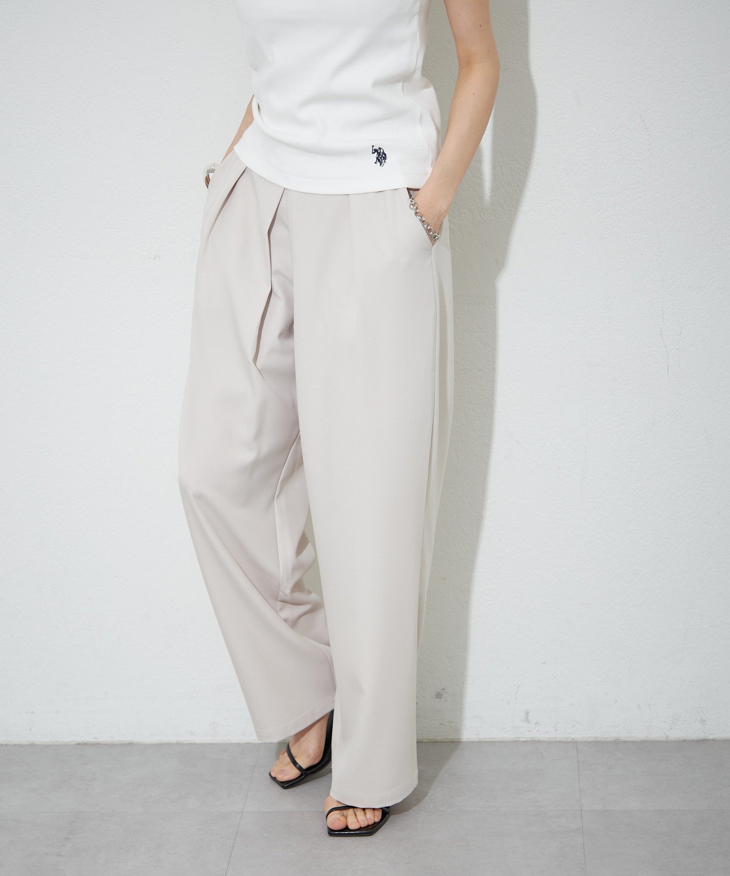 Remind me and forever(リマインドミーアンドフォーエバー) 【M/Lサイズ展開】ストレートタックパンツ