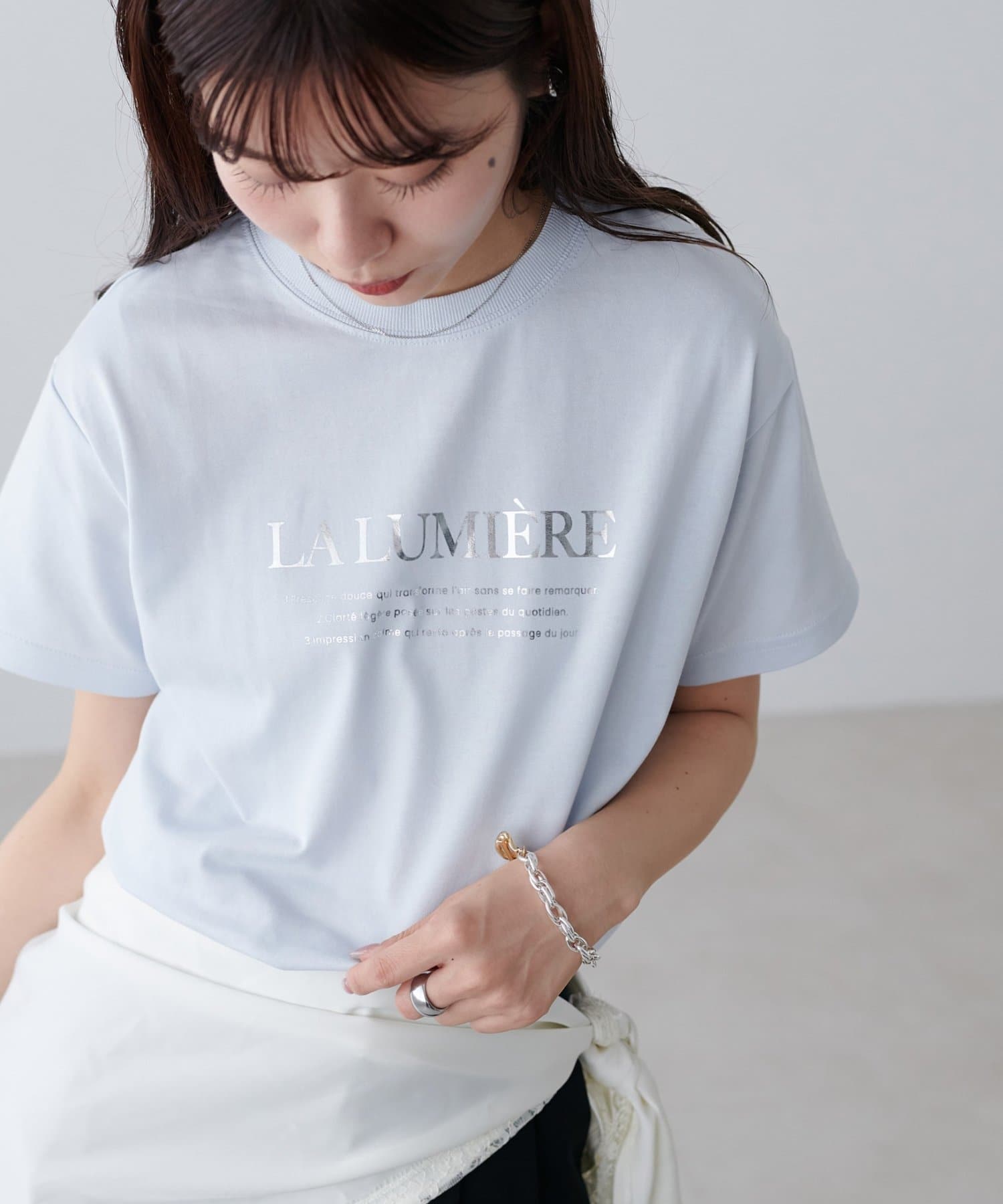 DISCOAT(ディスコート) アソートロゴ箔プリントTシャツ