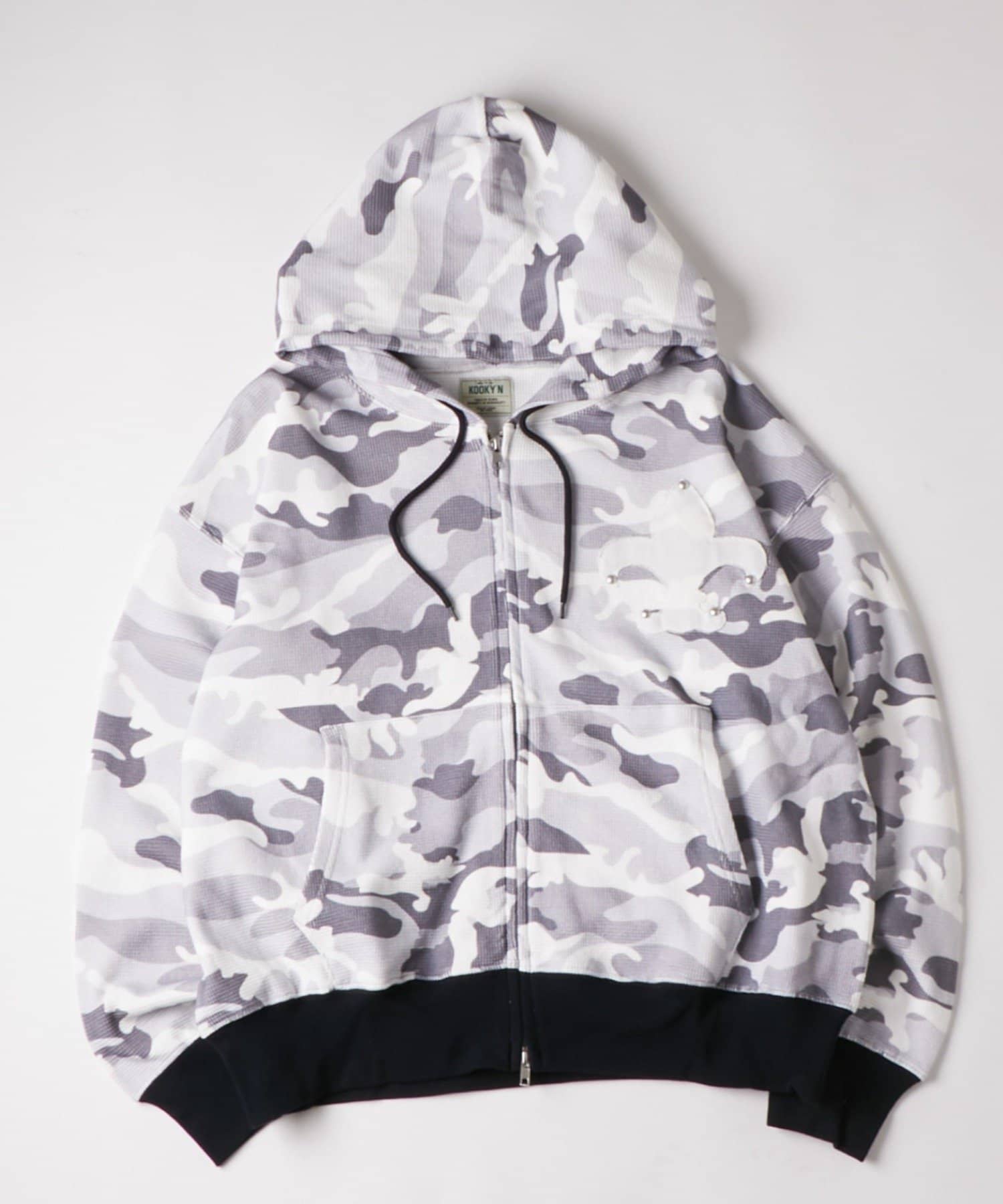 OUTLET(アウトレット) 【WHO'S WHO gallery】KOOKY''Nスタッズジップパーカー