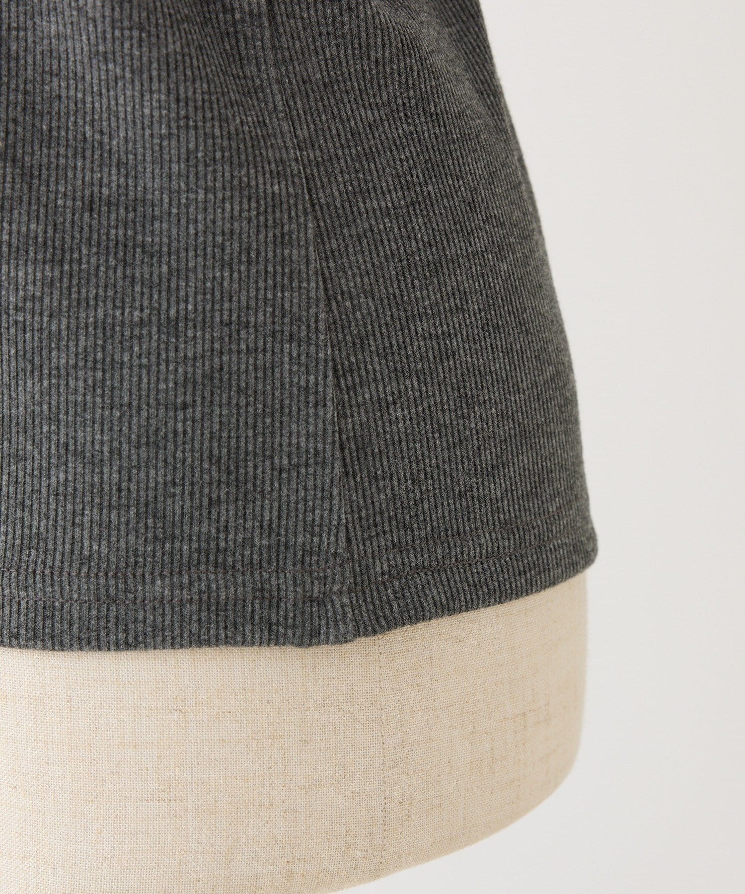 NICE CLAUP / OLIVE des OLIVE OUTLET(ナイスクラップ  / オリーブ デ オリーブ アウトレット) 【one after another】配色リボンオフショルトップス