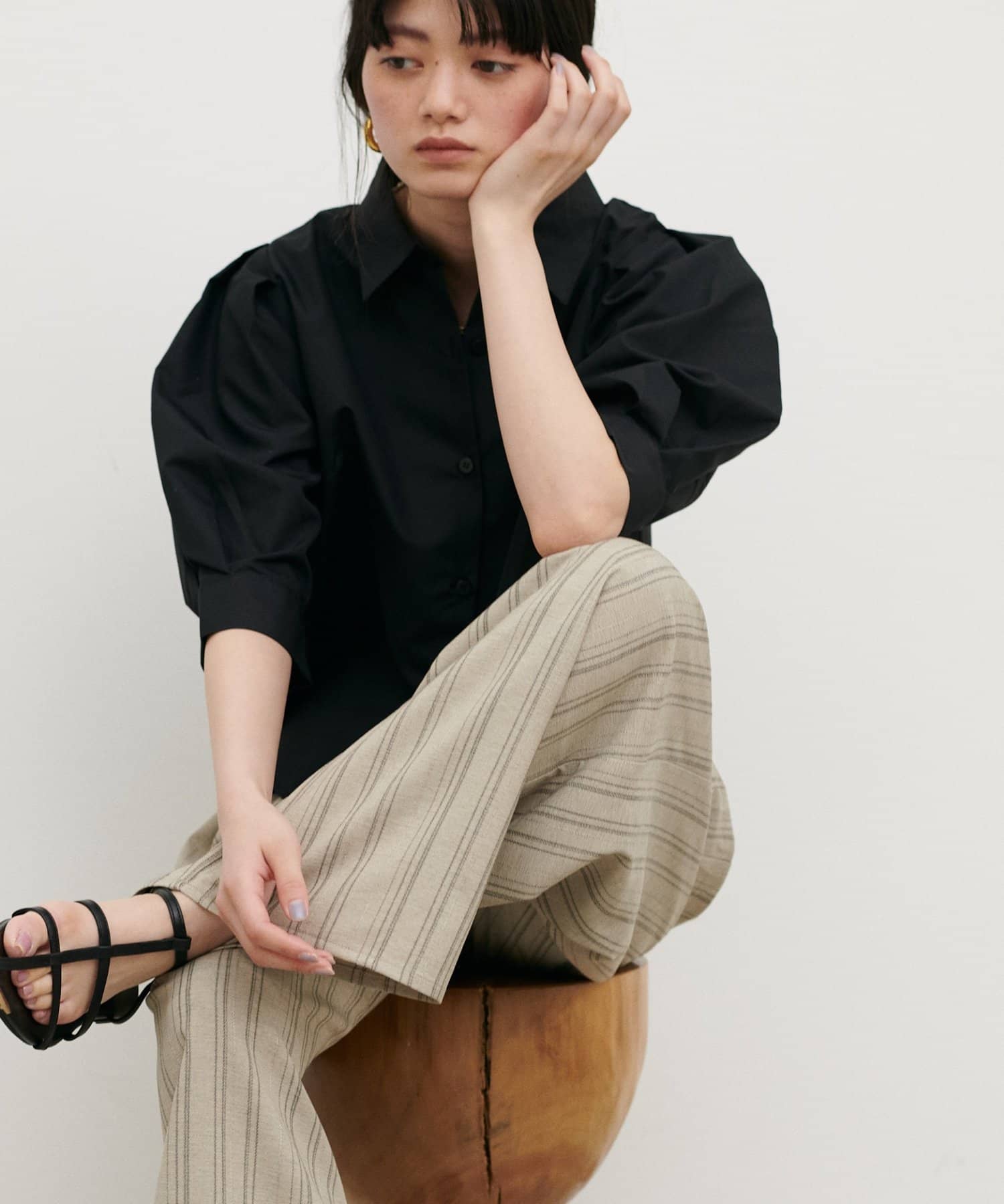 LARUTA(ラルータ) ［Web限定］ボリュームスリーブクロップドブラウス