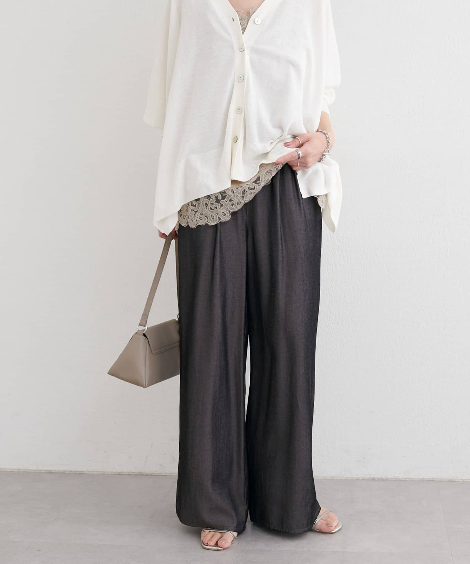 LARUTA(ラルータ) シャンブレーイージーパンツ