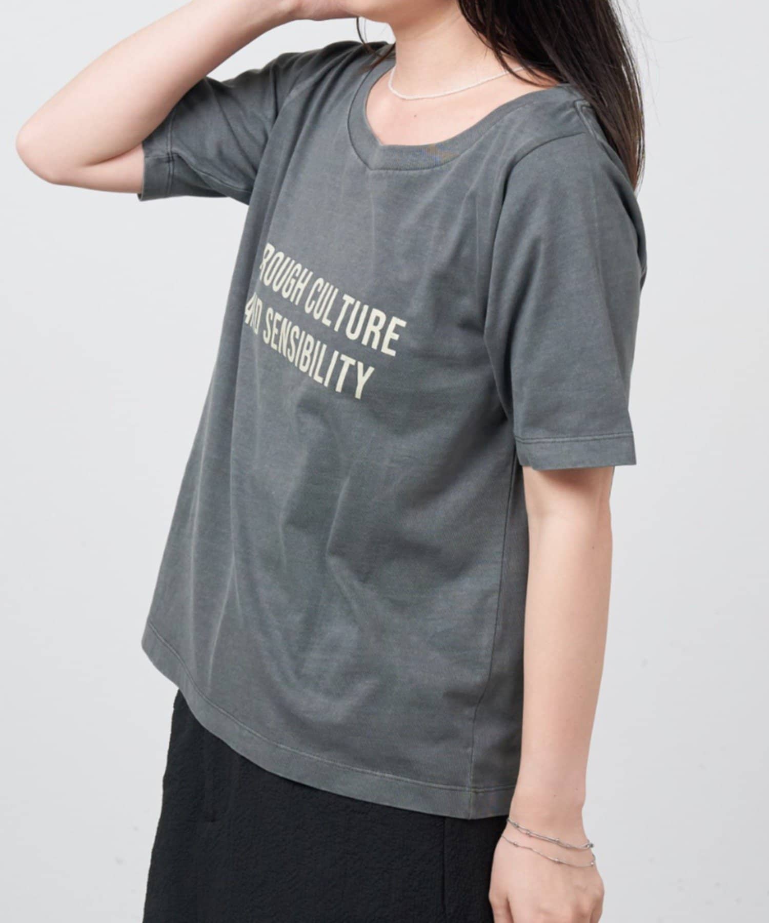 Kastane(カスタネ) B メッセージゴシックロゴTEE