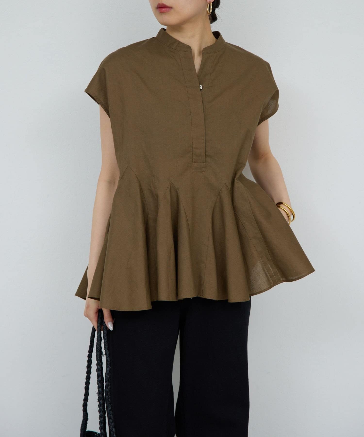 GALLARDAGALANTE(ガリャルダガランテ) ノースリフレアブラウス