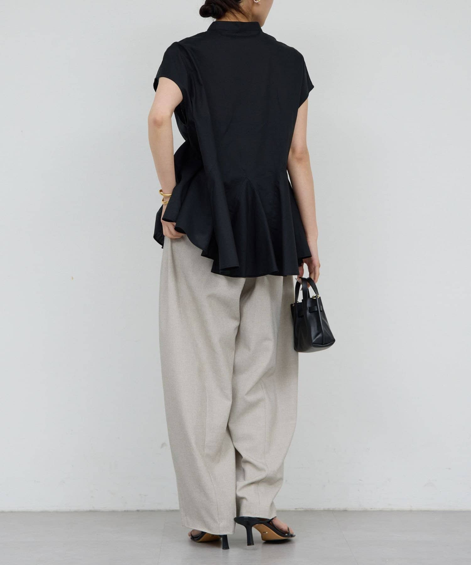 GALLARDAGALANTE(ガリャルダガランテ) ノースリフレアブラウス