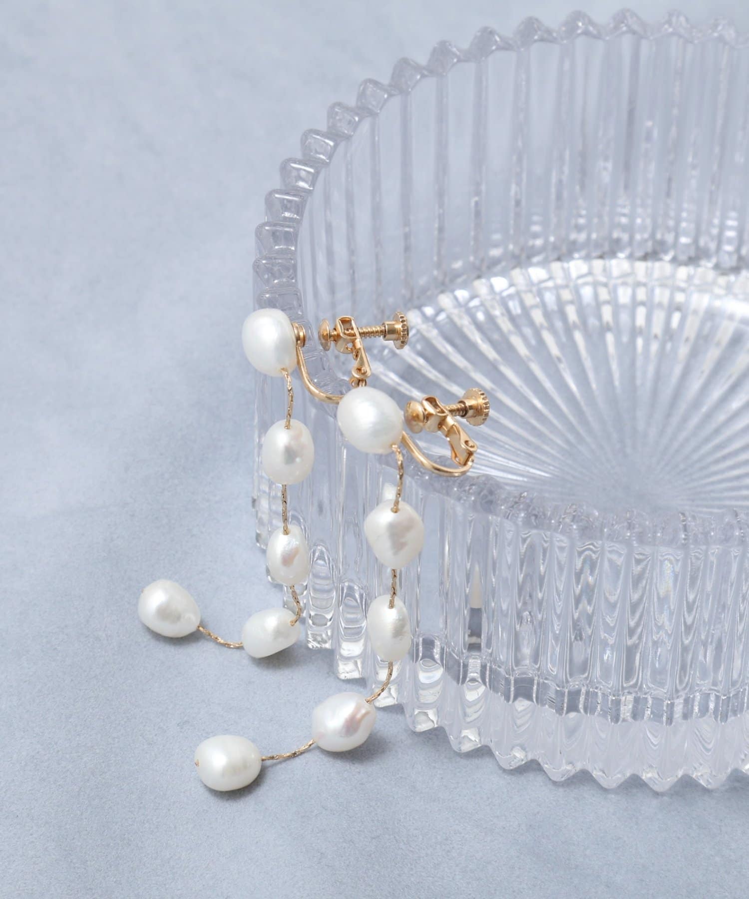 NOLLEY'S(ノーリーズ) 【松葉(yuki_nol)別注】スキップ淡水パールイヤリング