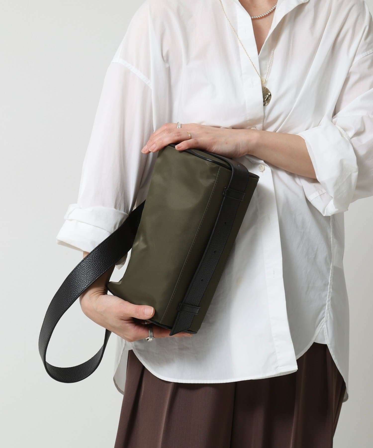 NOLLEY'S(ノーリーズ) ナイロンスクエアショルダーバッグ