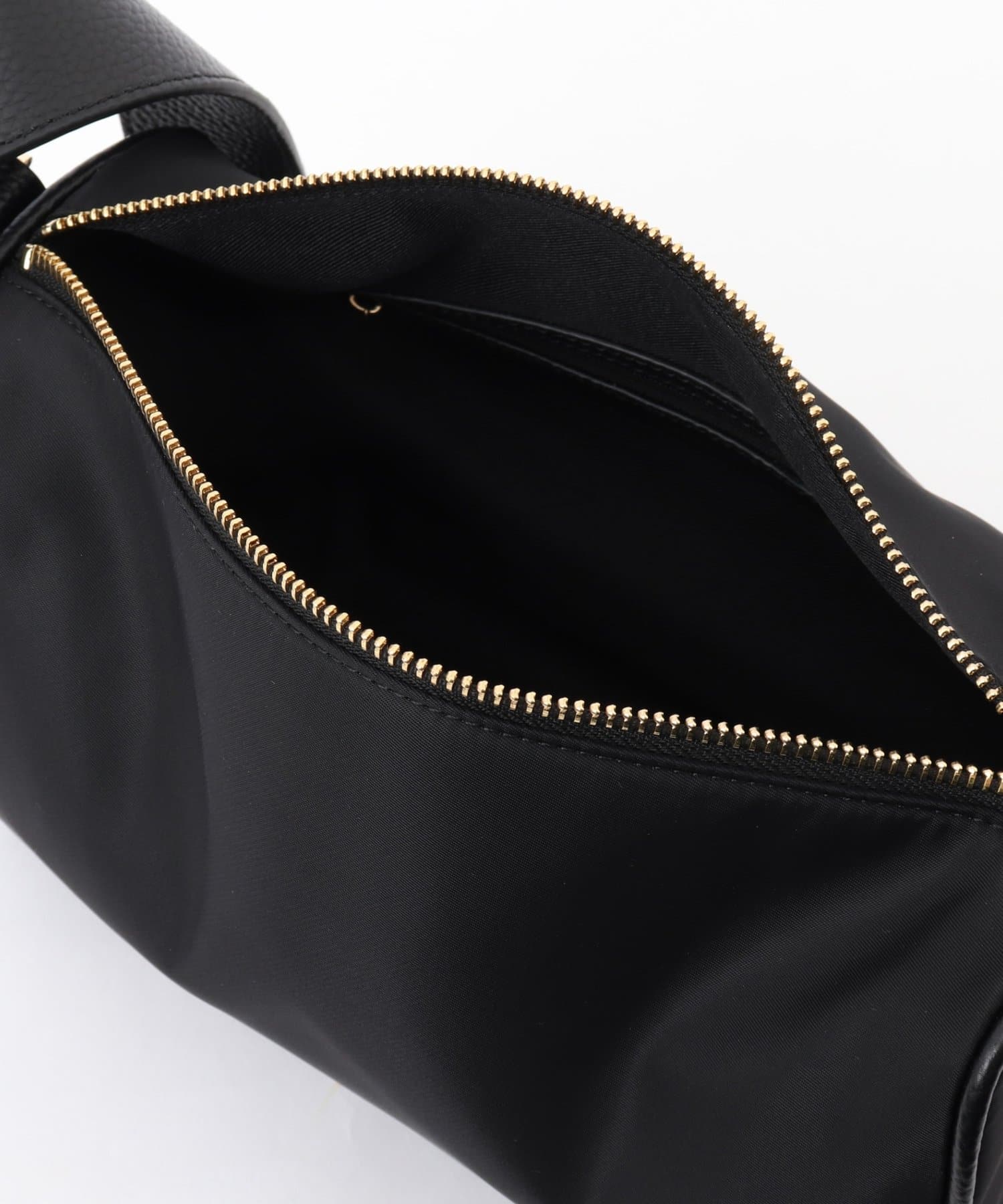 NOLLEY'S(ノーリーズ) ナイロンスクエアショルダーバッグ