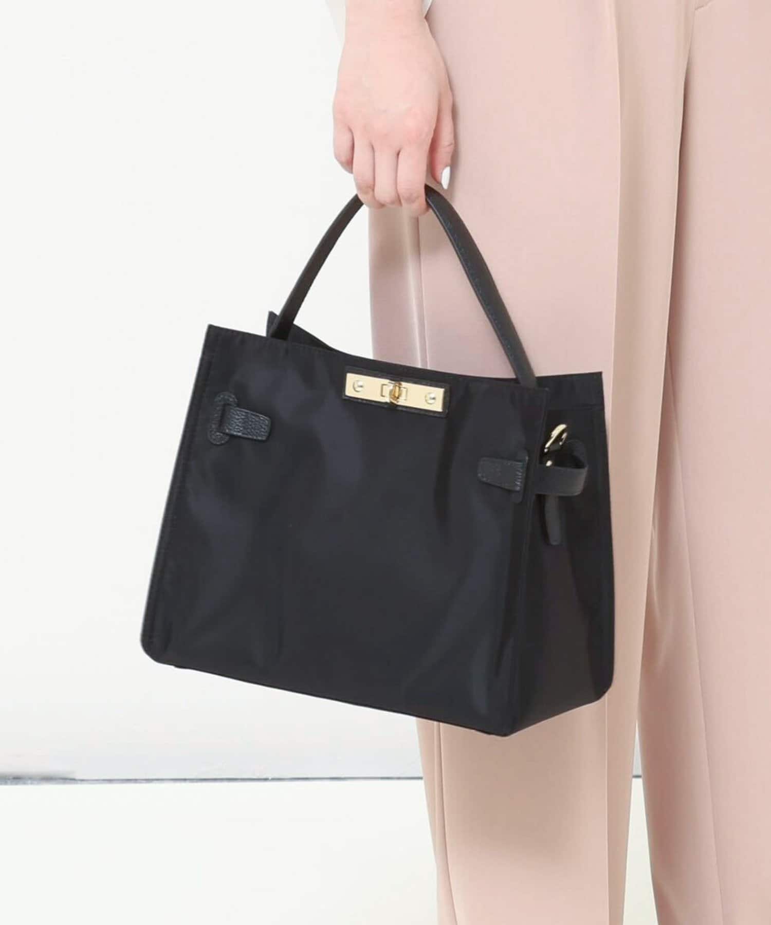 NOLLEY'S(ノーリーズ) HINERIナイロンスクエアバッグM