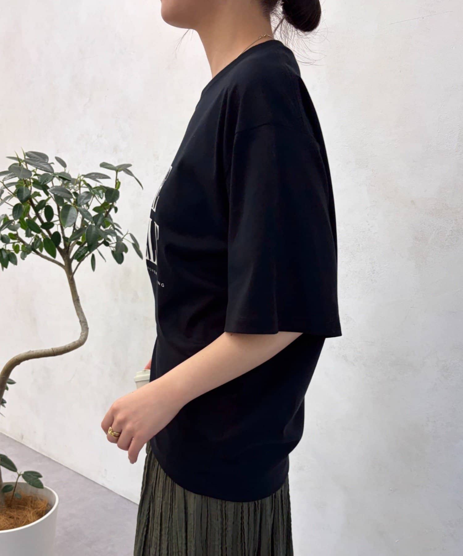 Jena　espace merveilleux(ジェナ　エスパスメルヴェイユ) 〈7/17インスタライブご紹介アイテム〉ロゴスムースTシャツ