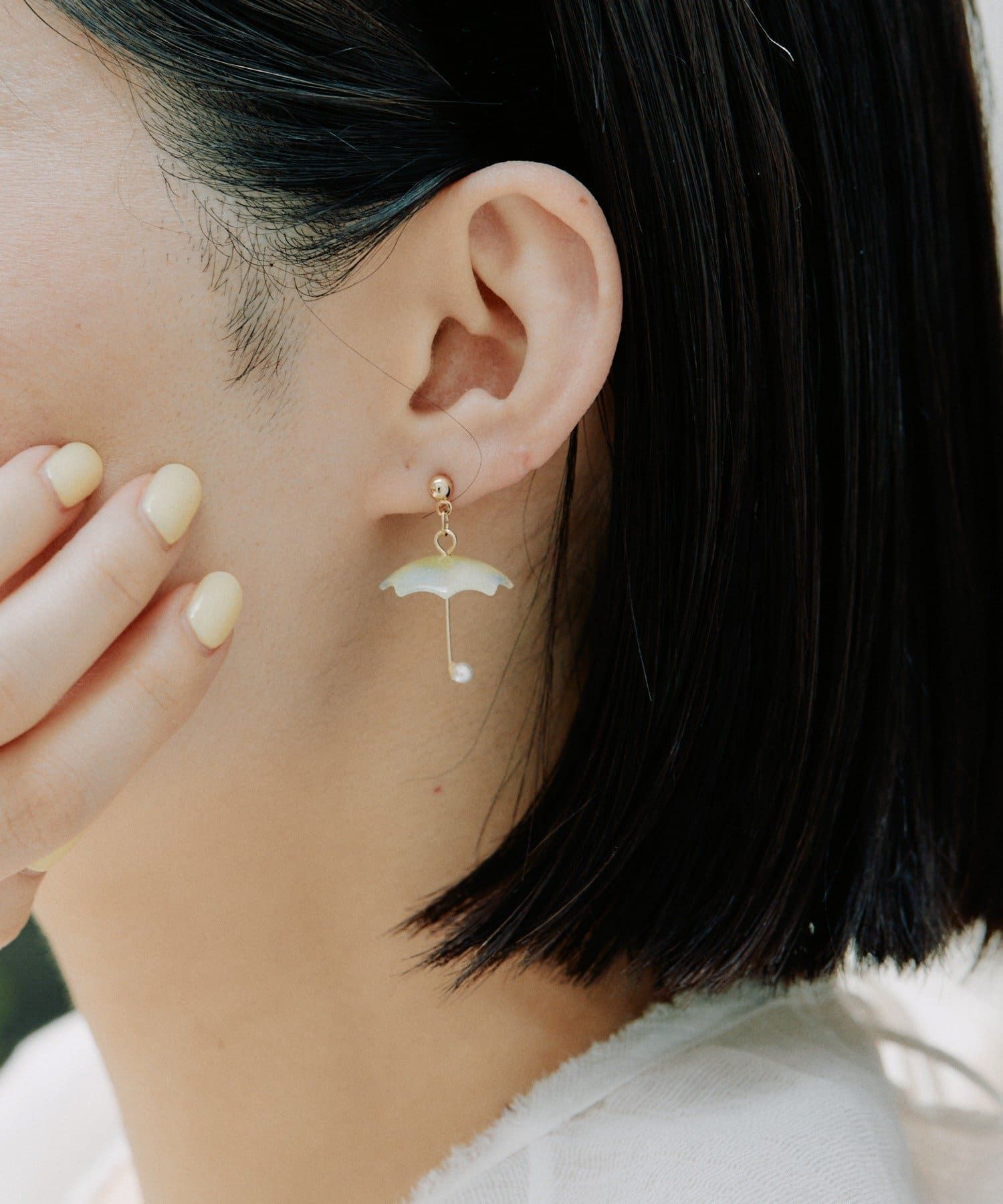 ear PAPILLONNER(イア パピヨネ) 《WEB限定》)踊るアンブレラピアス
