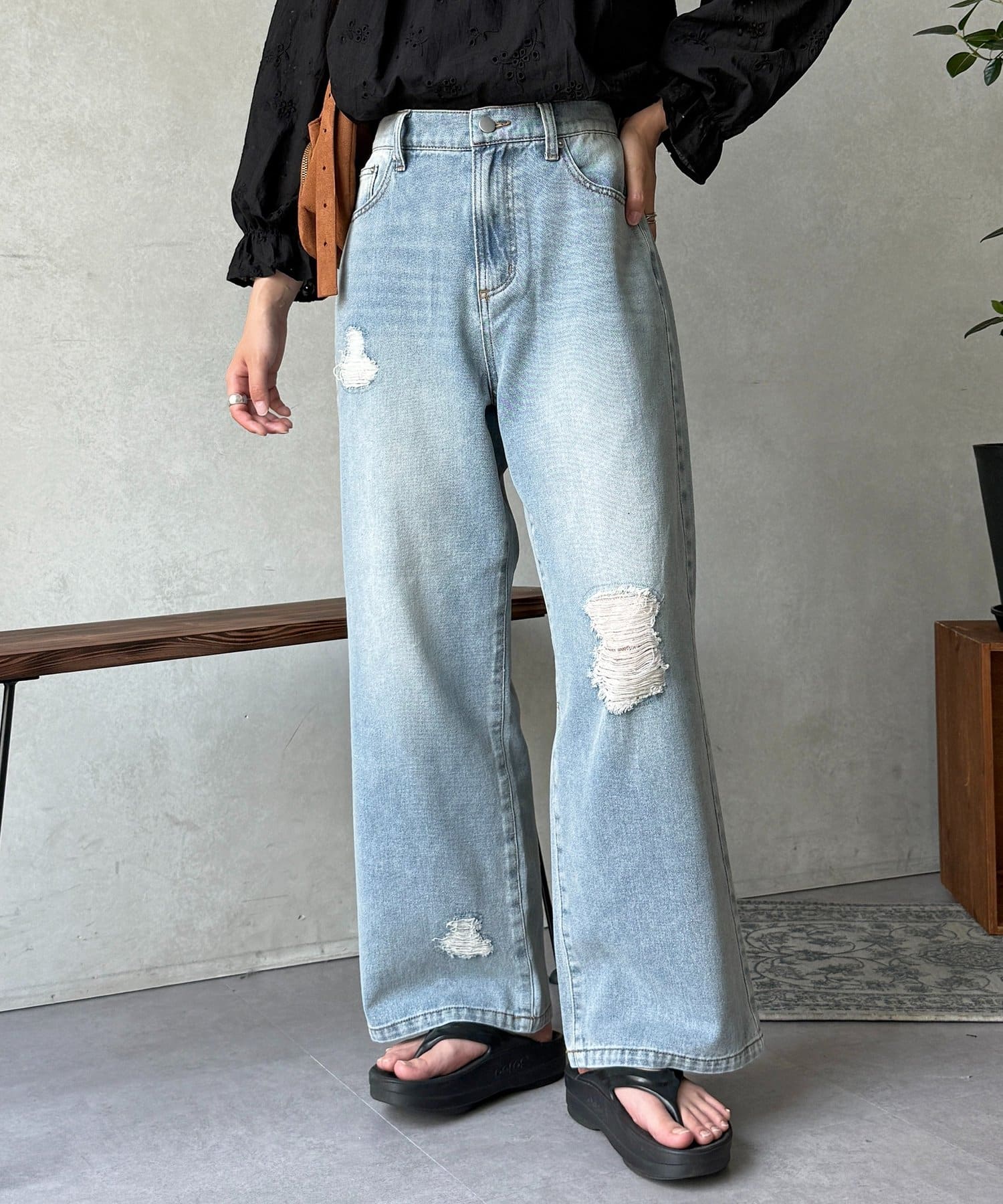 CPCM(シーピーシーエム) ダメージレースデニムパンツ